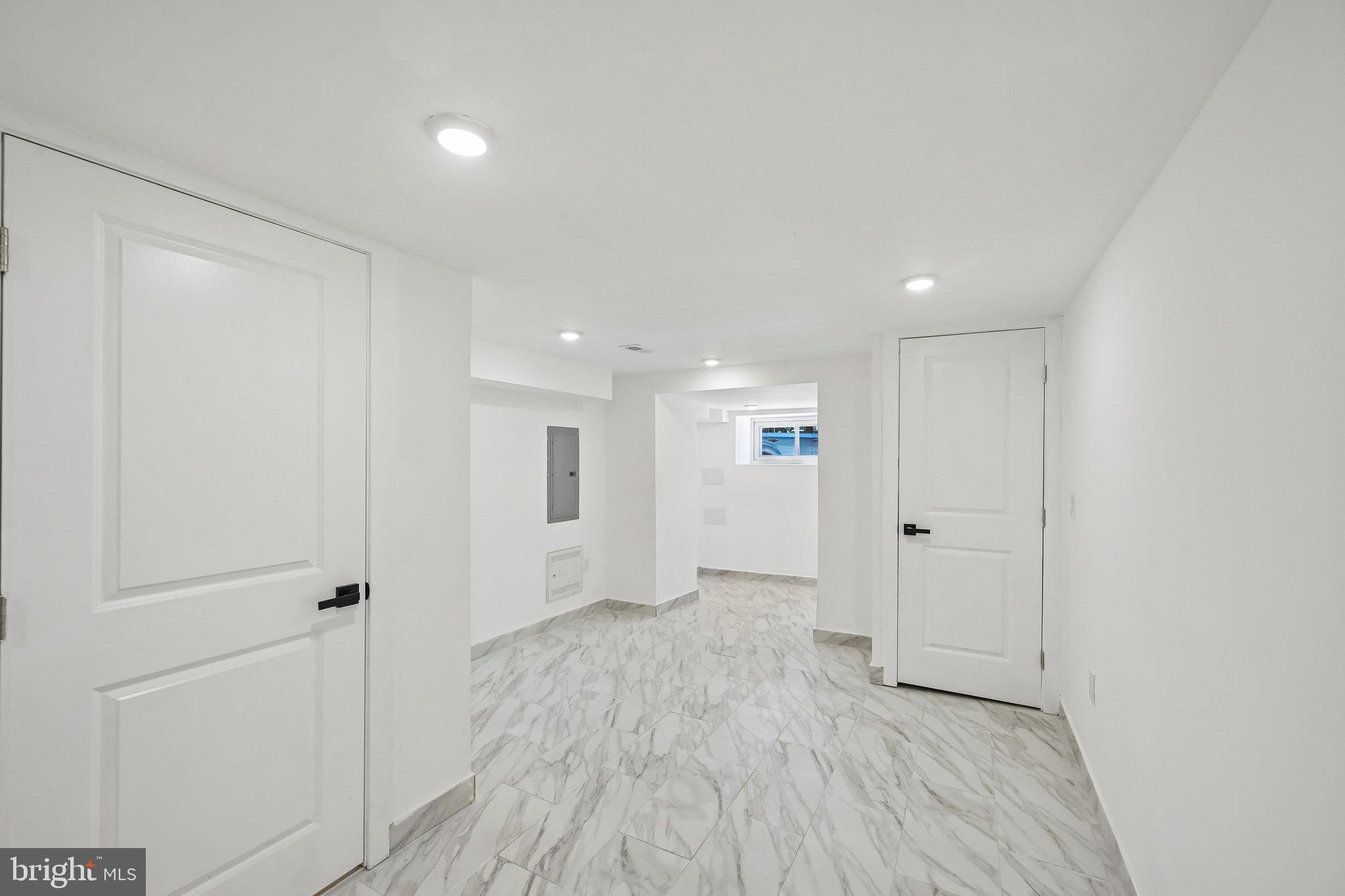 PORT RICHMOND - Residential