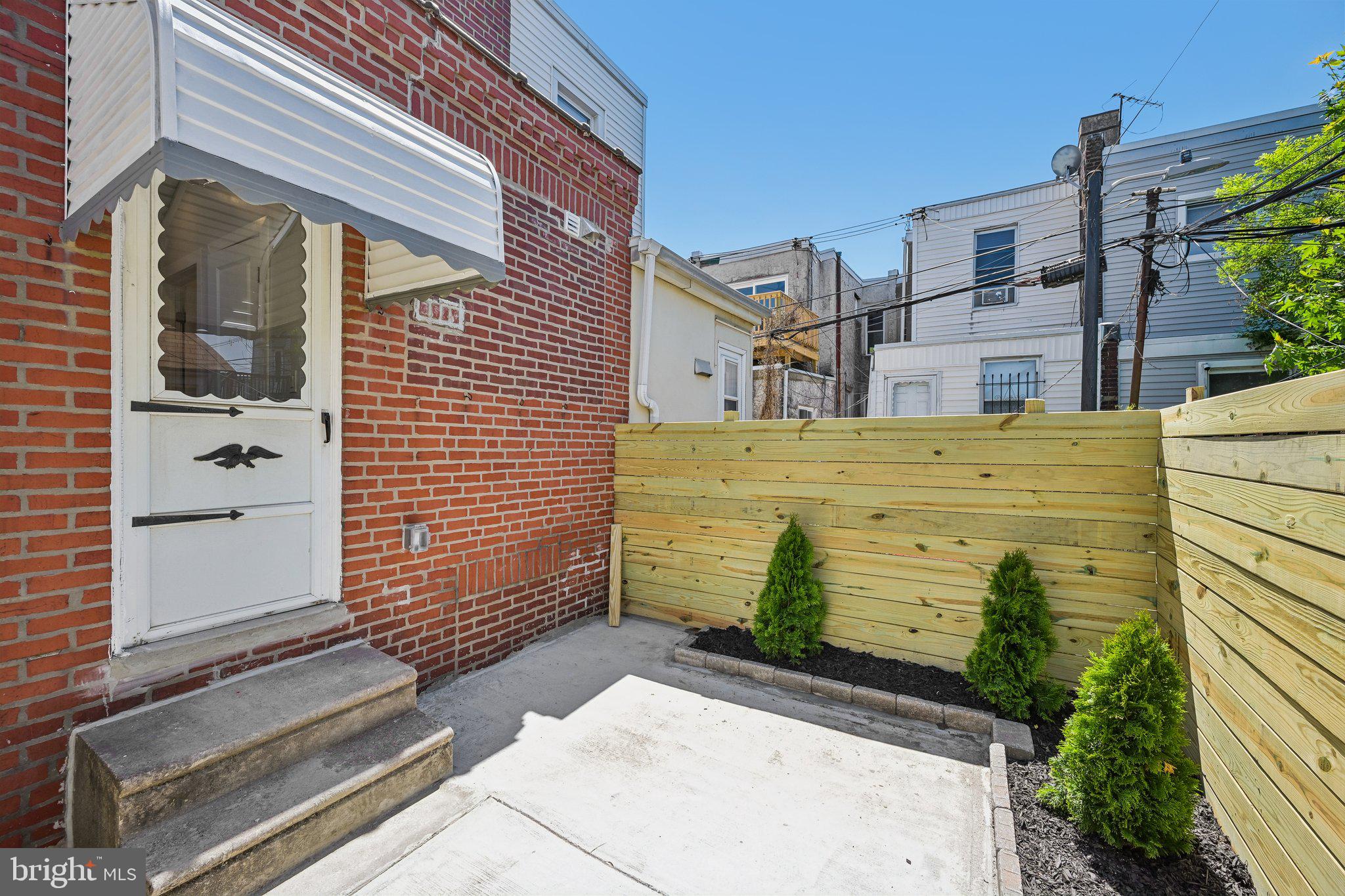 PORT RICHMOND - Residential