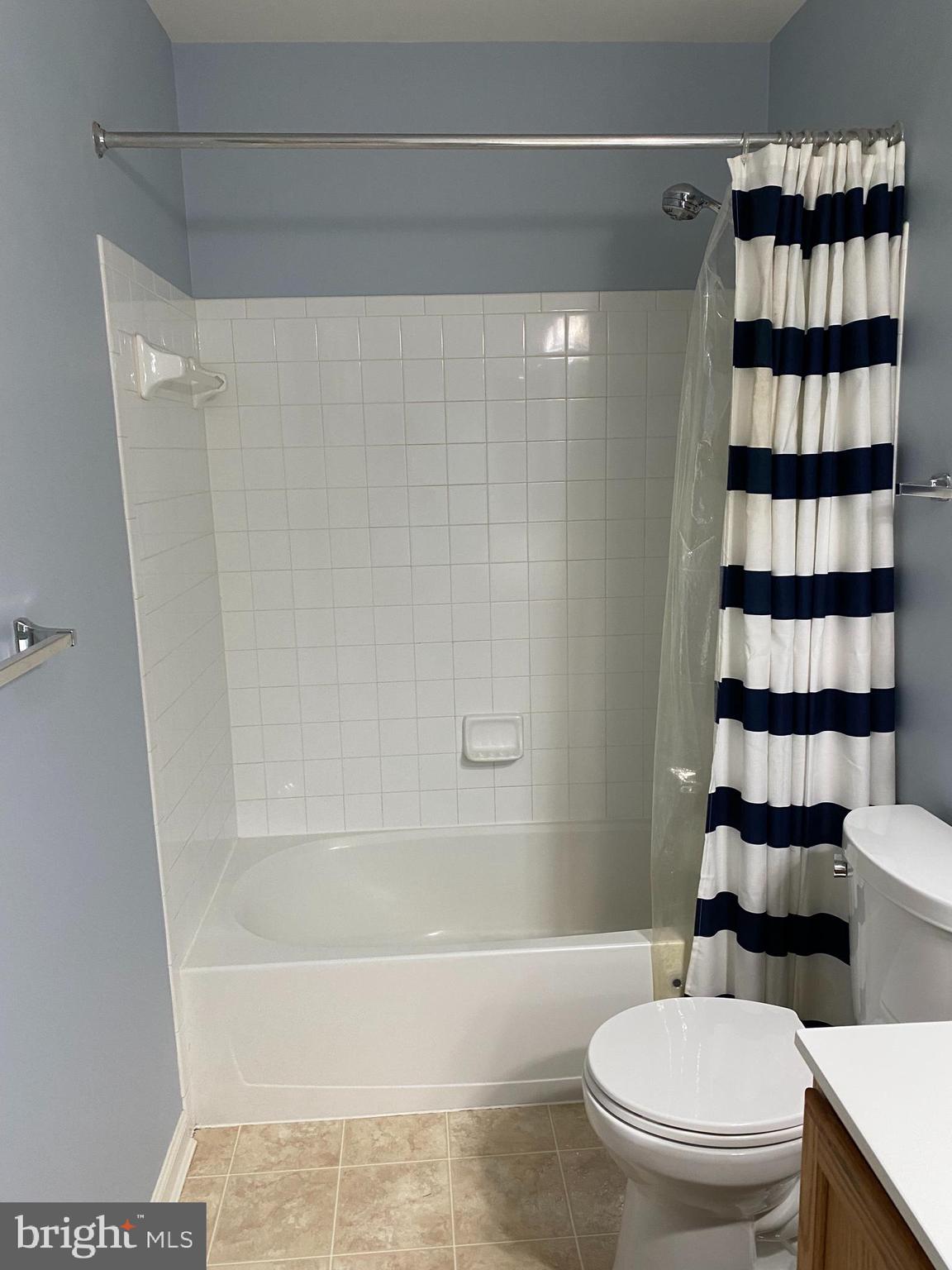 WAVERLY WOODS - Residential Lease