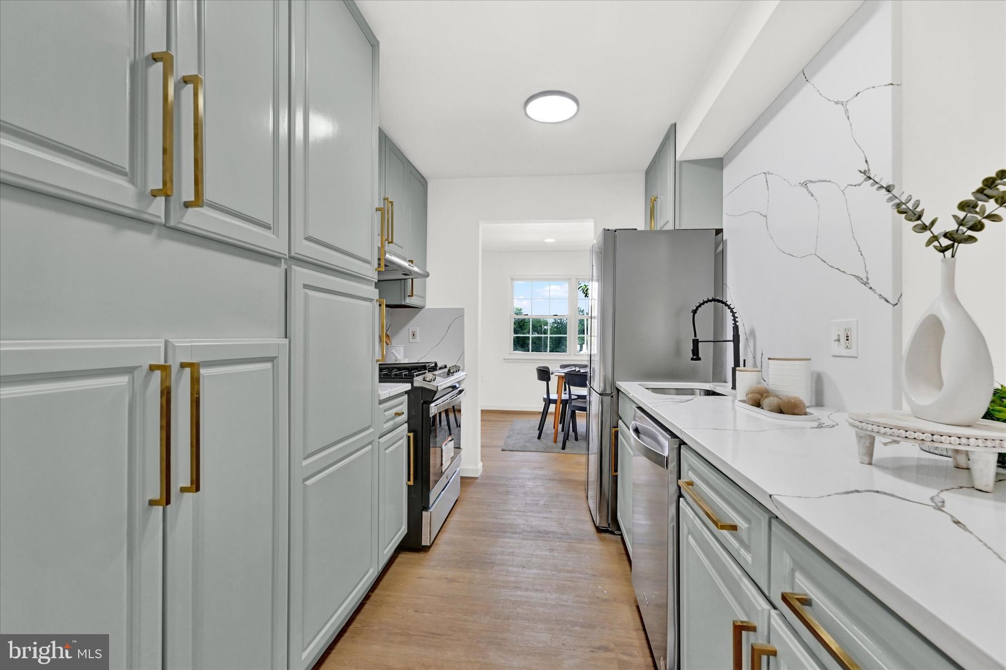 VILLAGE OF OLDE MILL - Residential