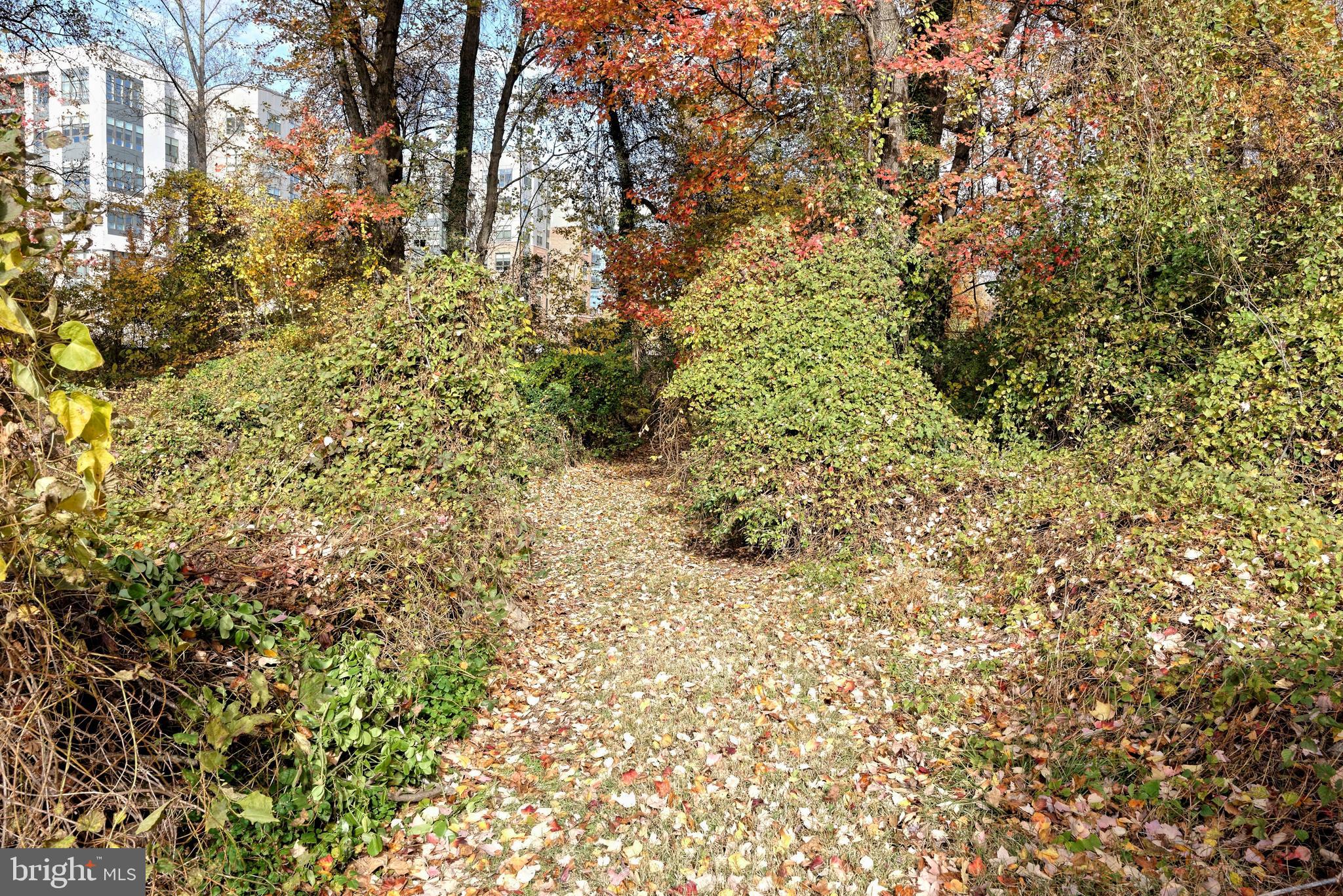 THE COLONIES - Residential