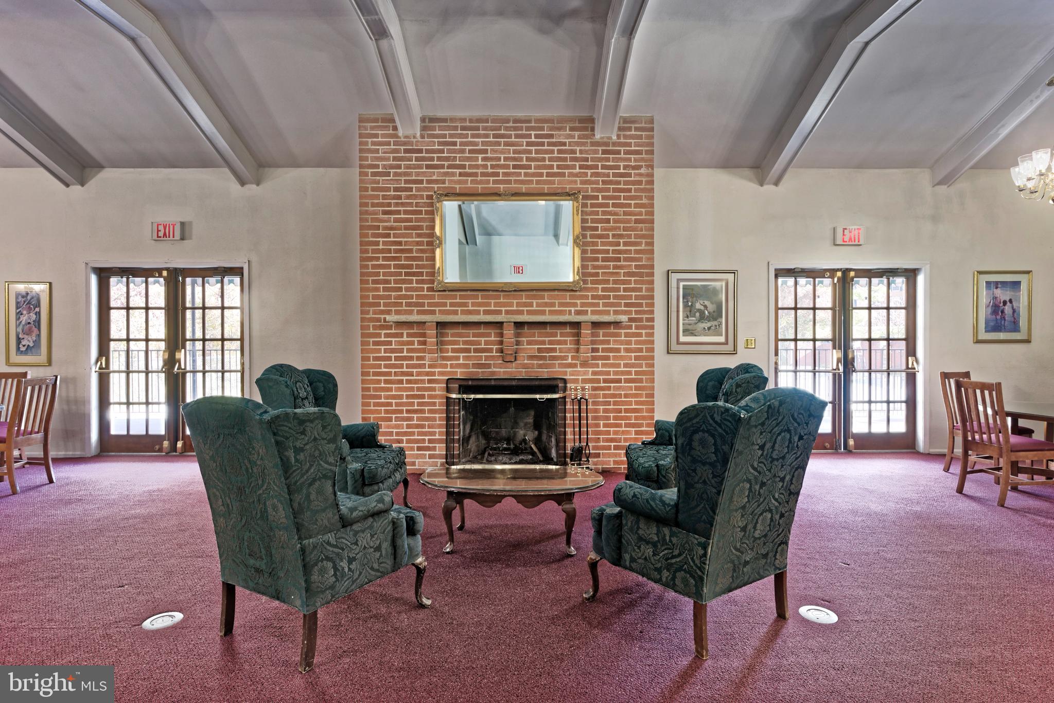 THE COLONIES - Residential