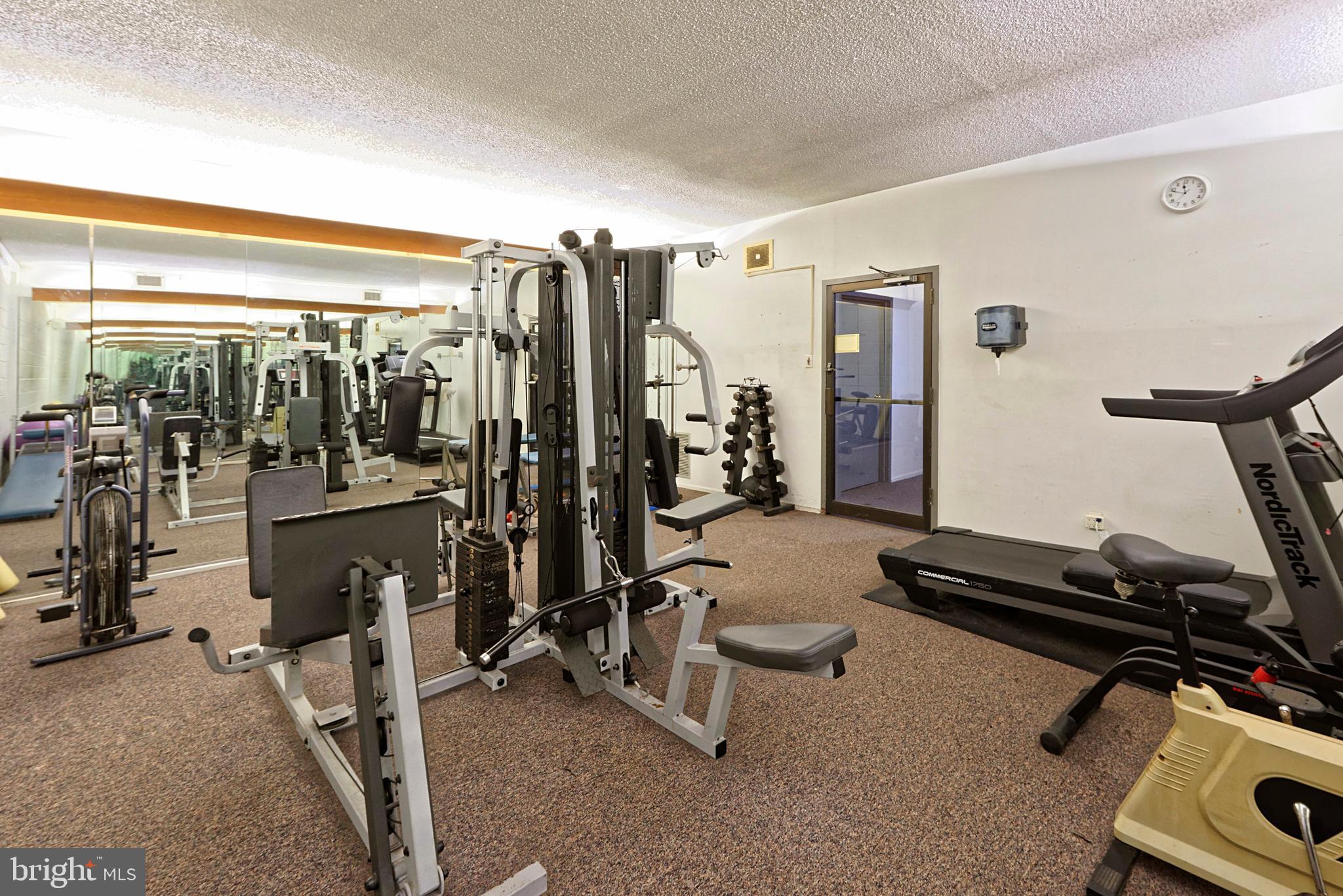 THE COLONIES - Residential