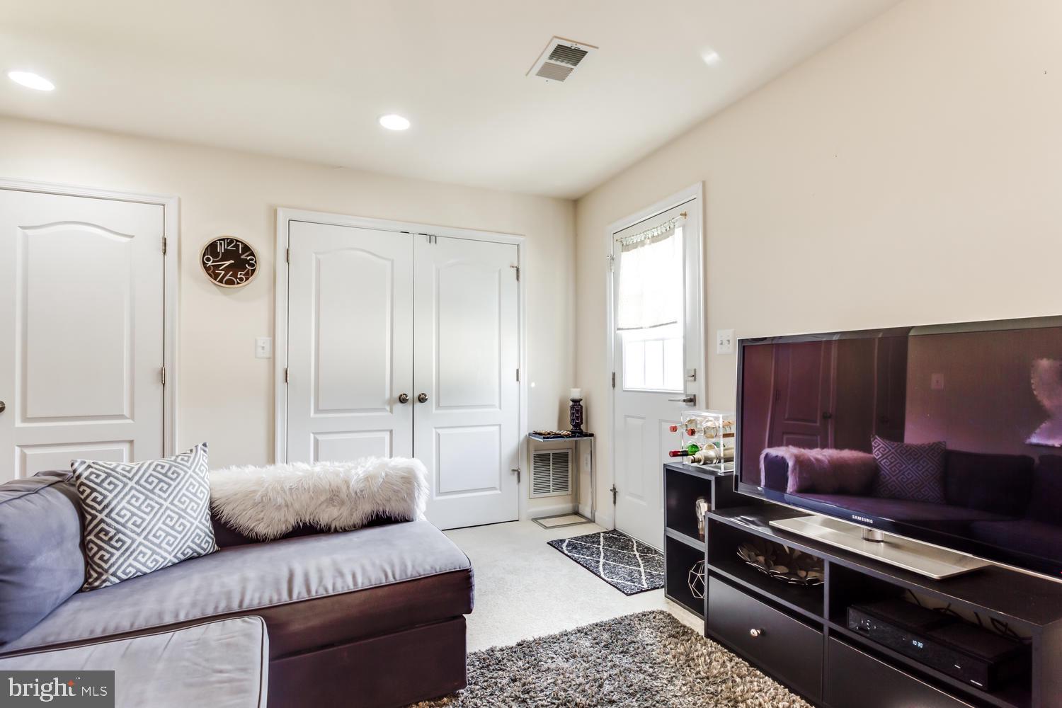 GLENEAGLES AT ST CHARLES - Residential