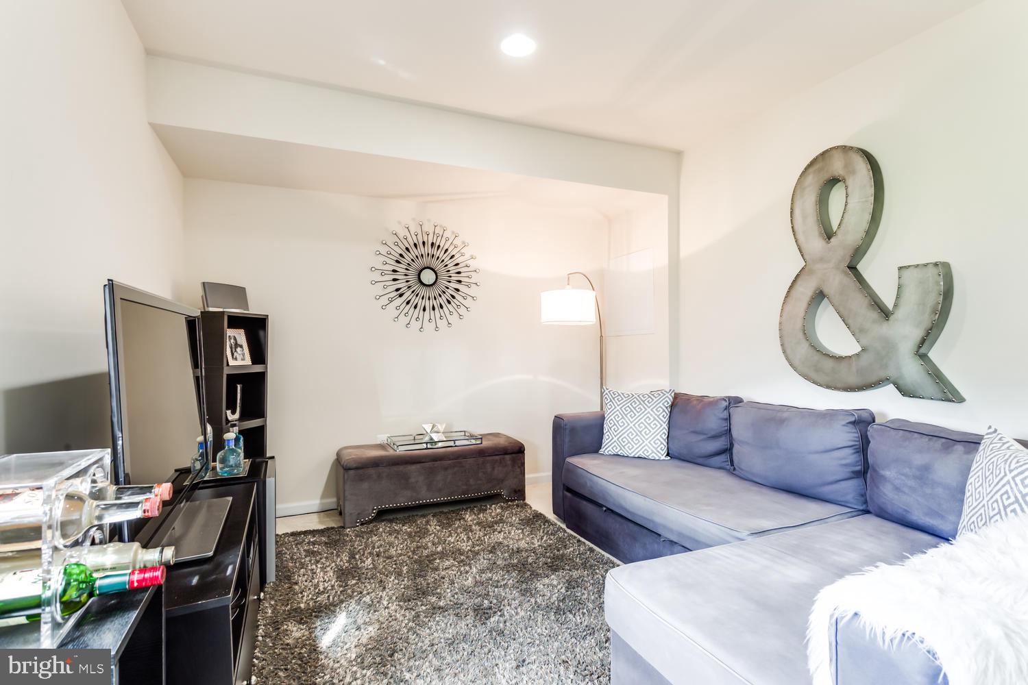 GLENEAGLES AT ST CHARLES - Residential