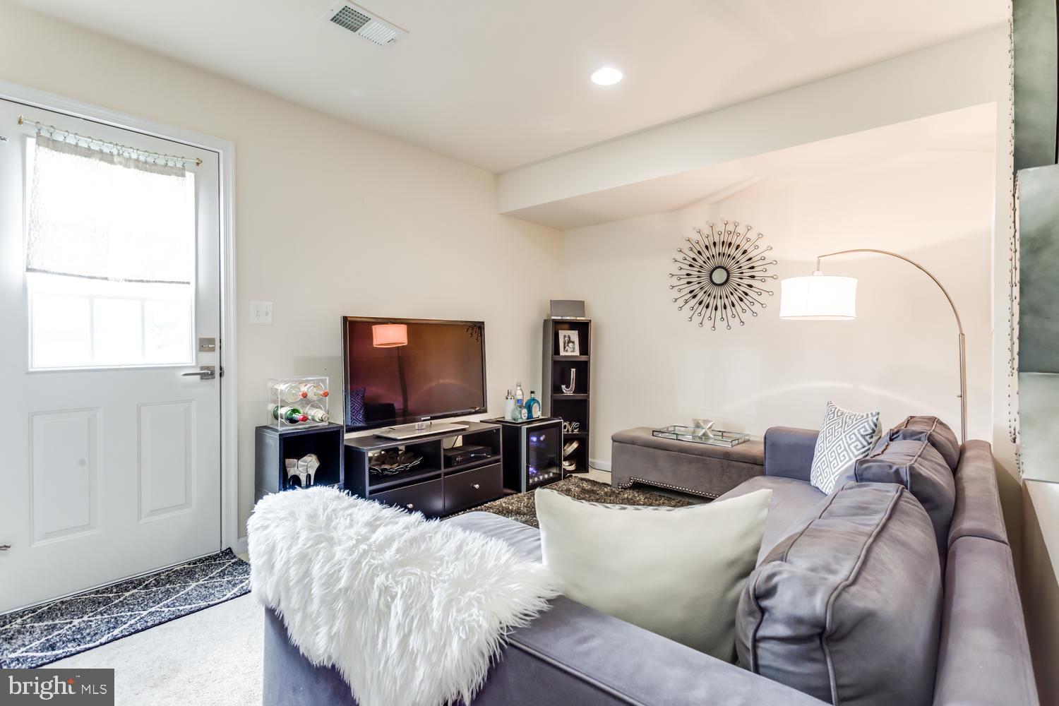 GLENEAGLES AT ST CHARLES - Residential