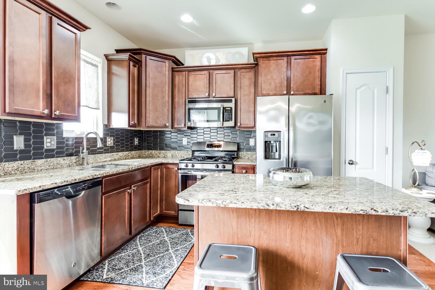 GLENEAGLES AT ST CHARLES - Residential