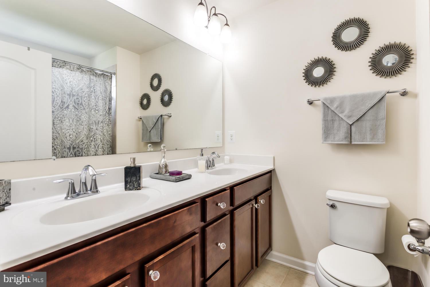 GLENEAGLES AT ST CHARLES - Residential