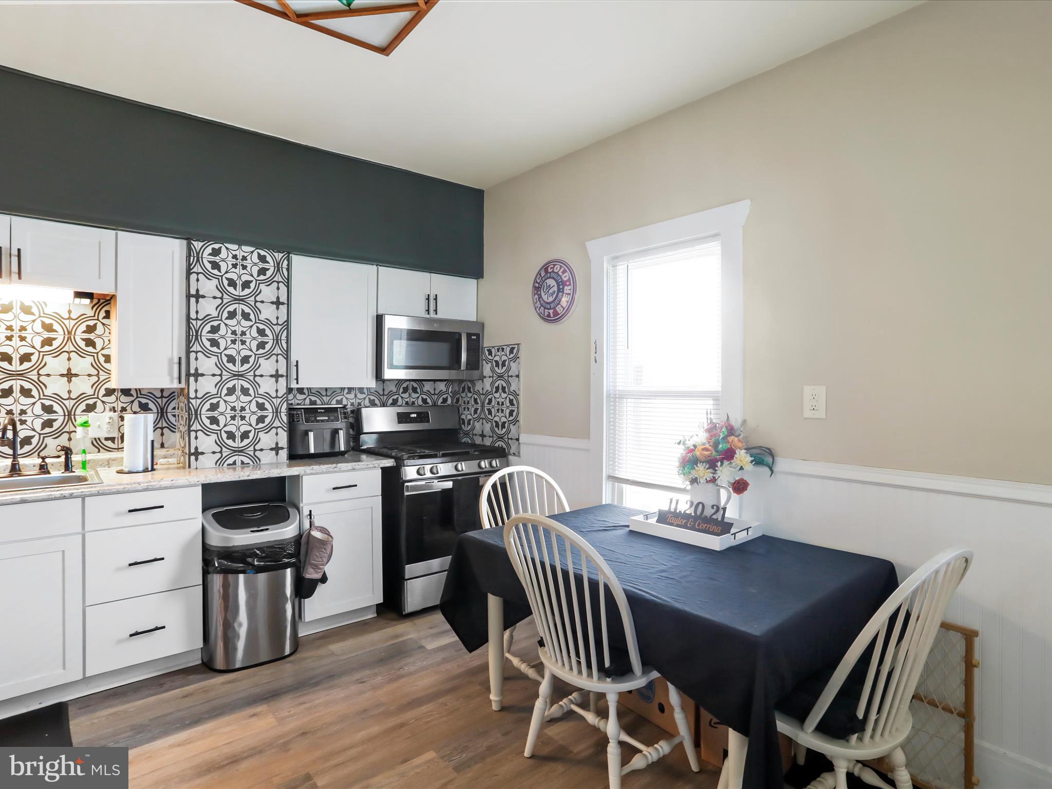 WEST END - Residential