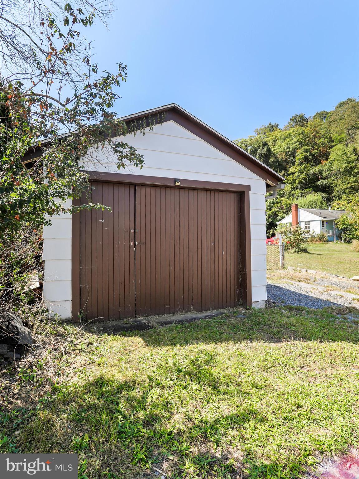 WEST END - Residential