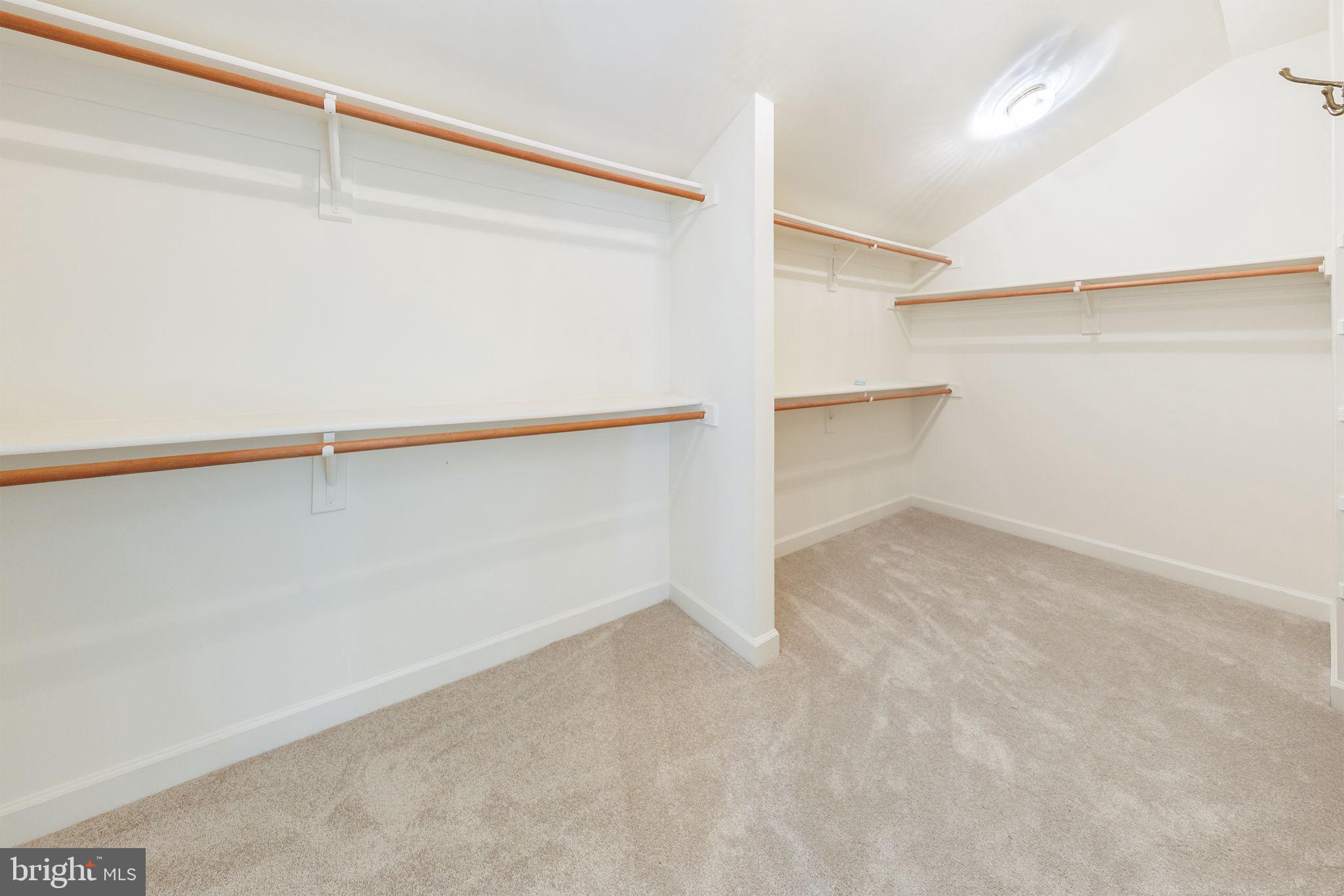 BERKSHIRE WOODS - Residential