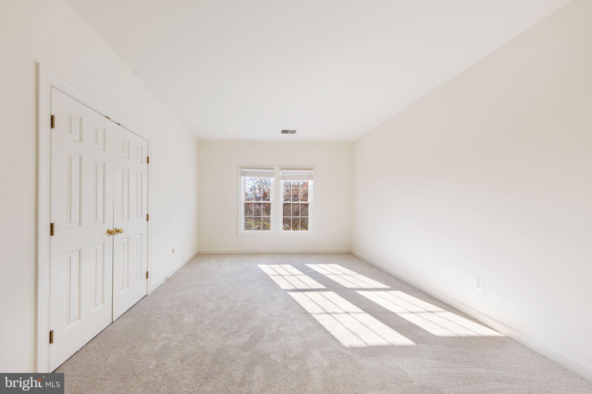 BERKSHIRE WOODS - Residential