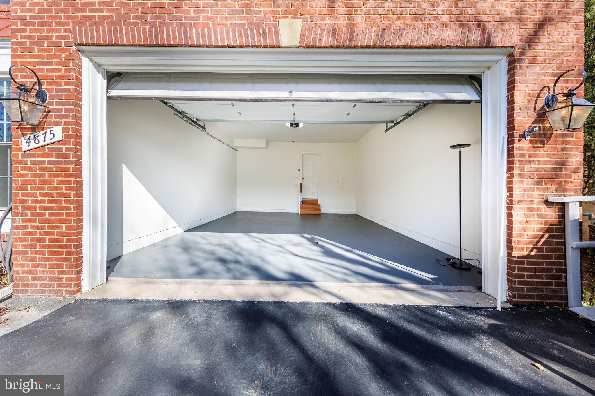 BERKSHIRE WOODS - Residential