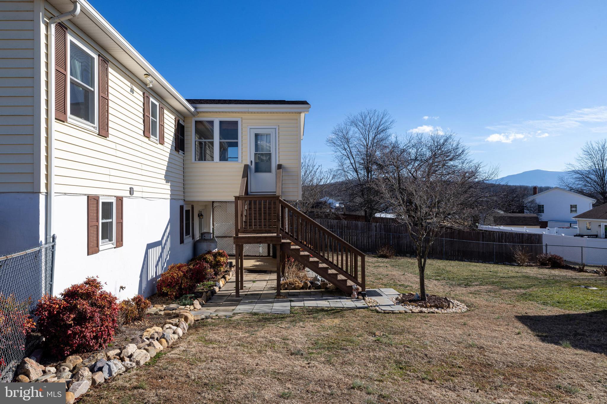 WESTLU MEADOWS - Residential