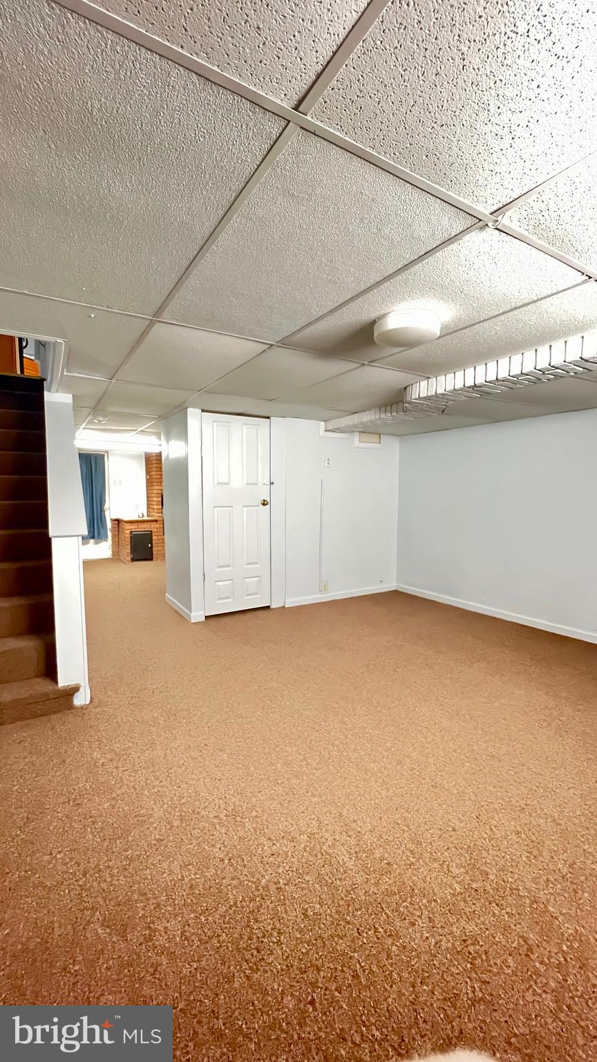 HAWTHORNE - Residential Lease