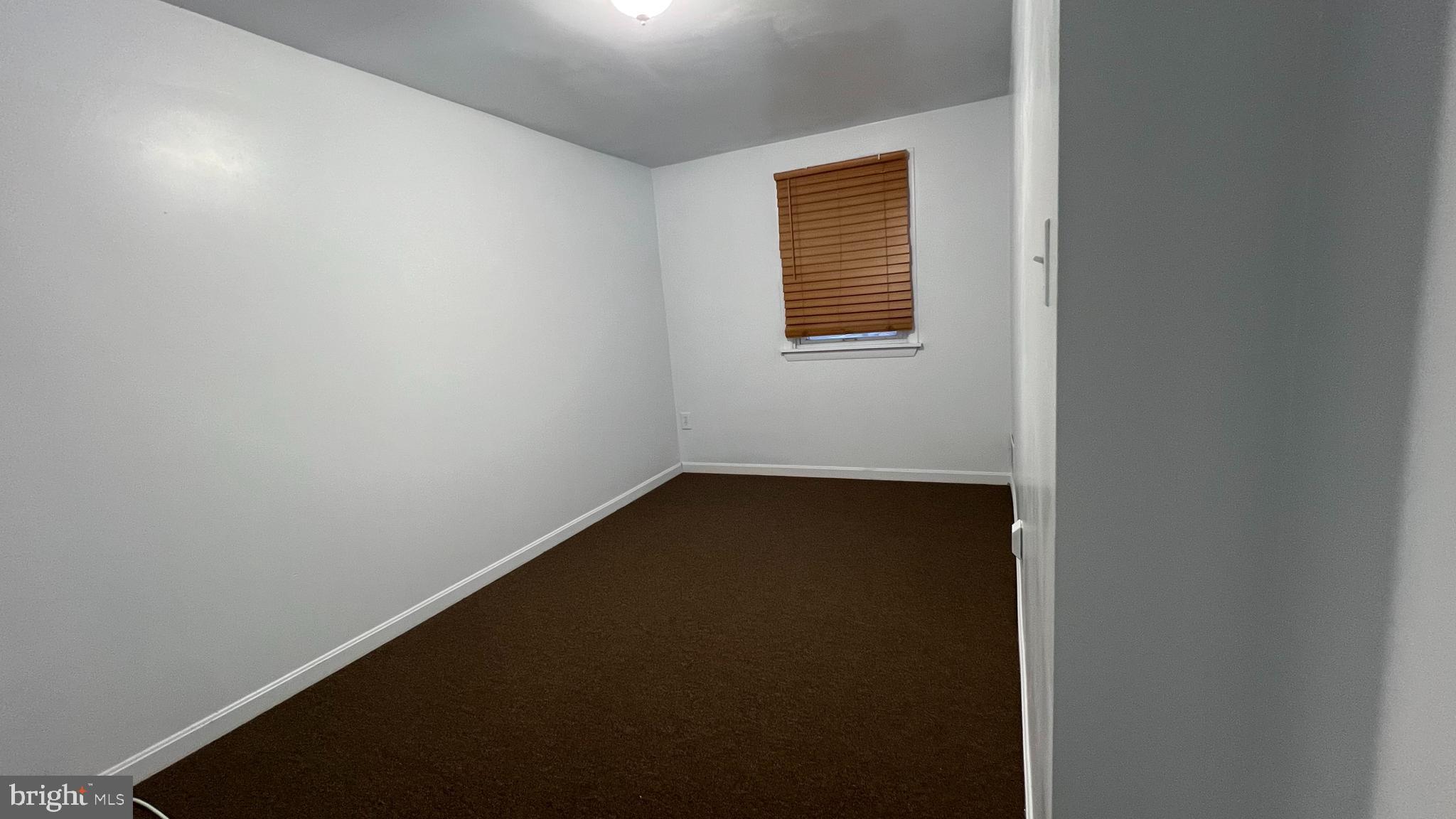 HAWTHORNE - Residential Lease