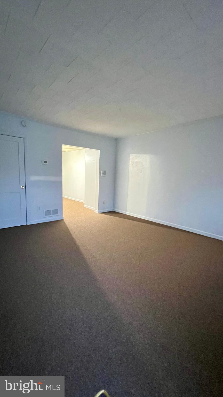 HAWTHORNE - Residential Lease
