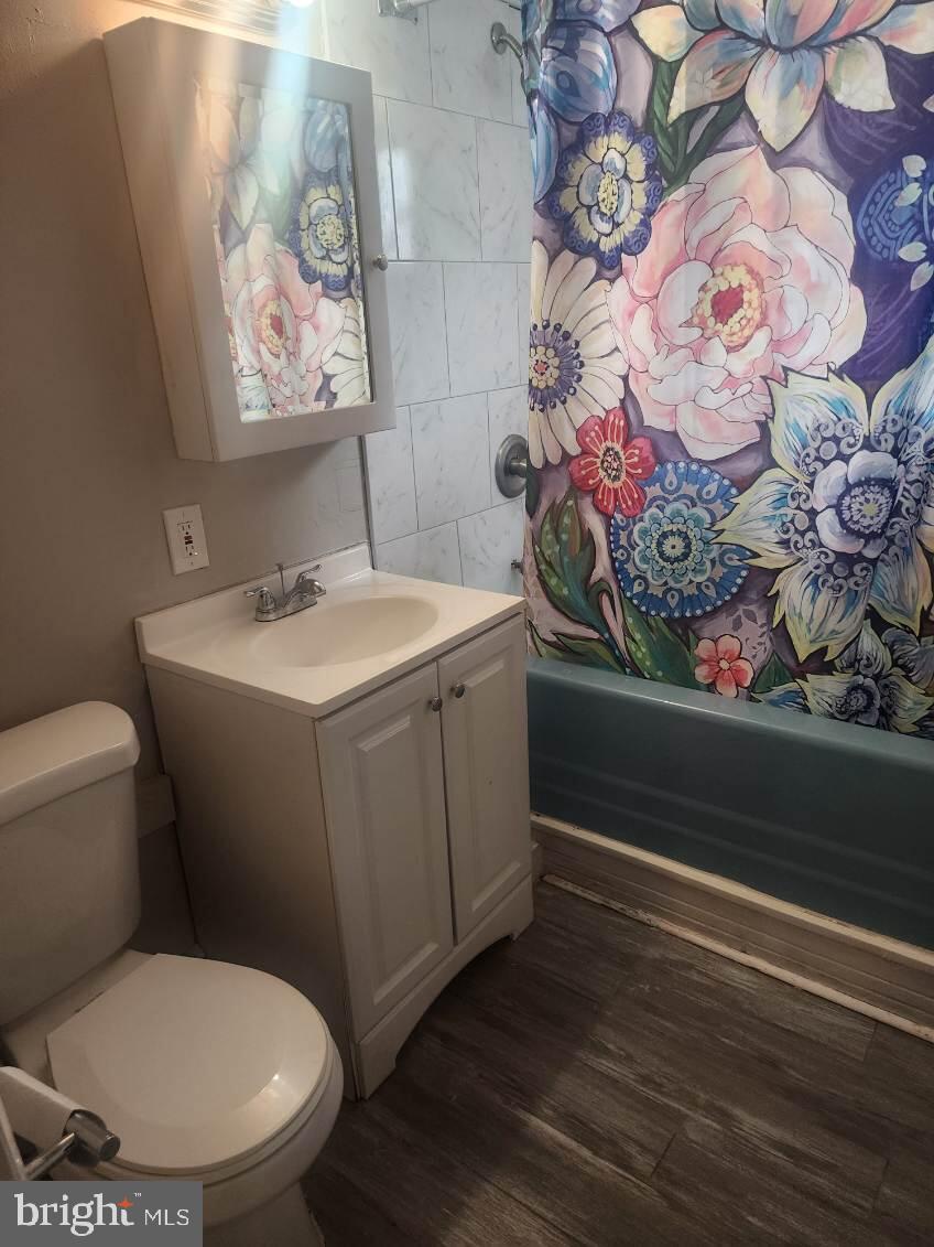 PHILADELPHIA (SOUTHWEST) - Residential Lease