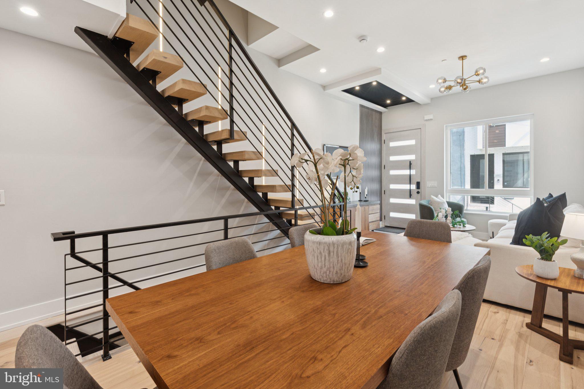 POINT BREEZE - Residential