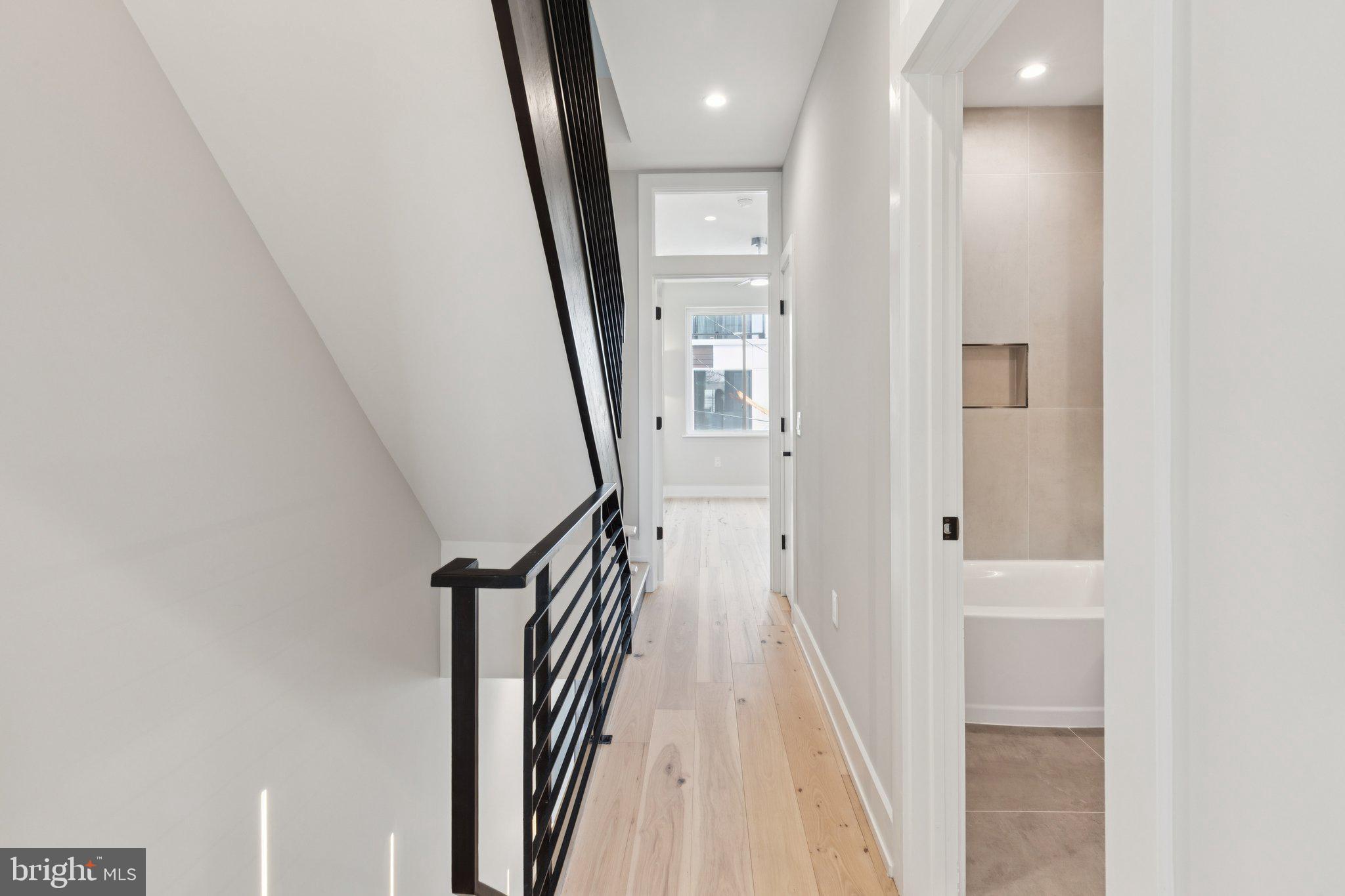 POINT BREEZE - Residential