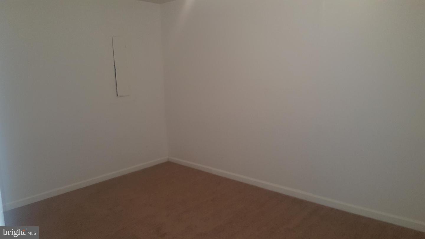 ST CHARLES SUB - SHEFFIELD - Residential Lease