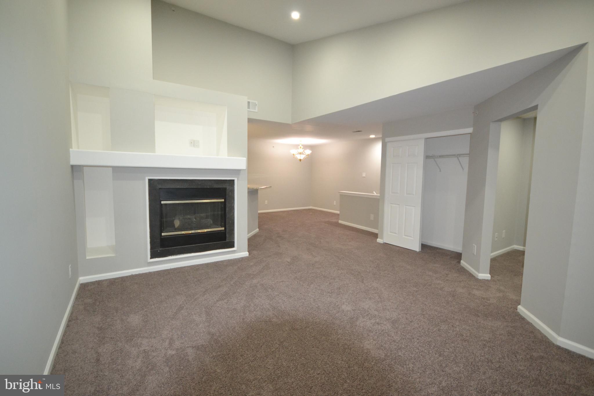 DRESHER WOODS - Residential Lease