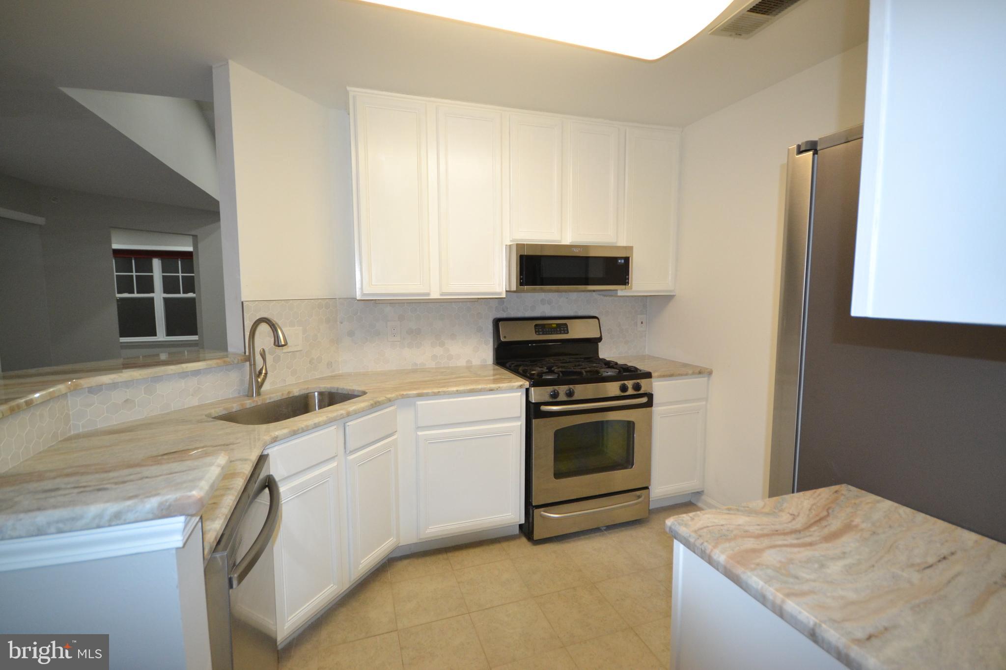 DRESHER WOODS - Residential Lease