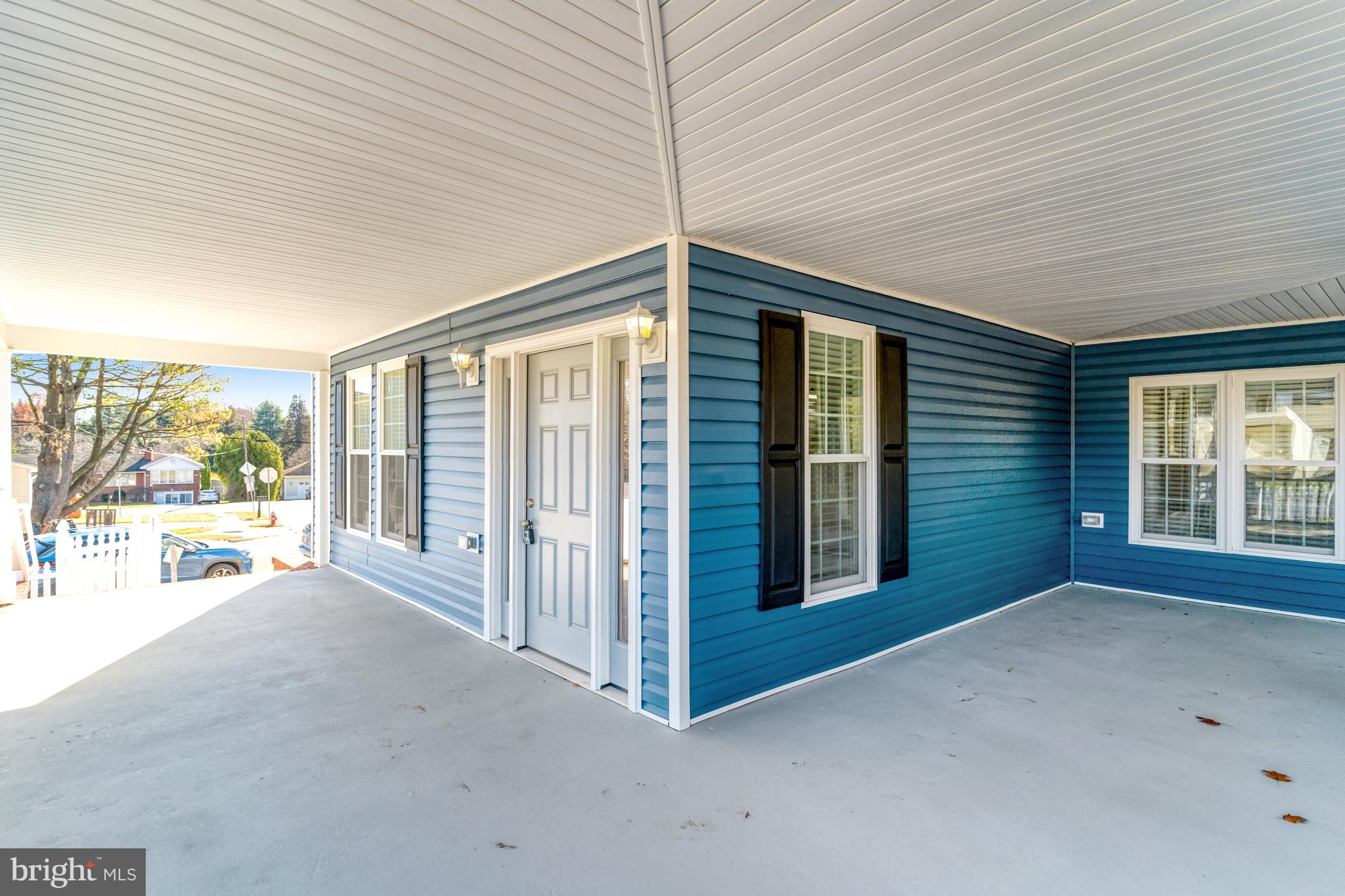 FIVE OAKS ESTATES - Residential