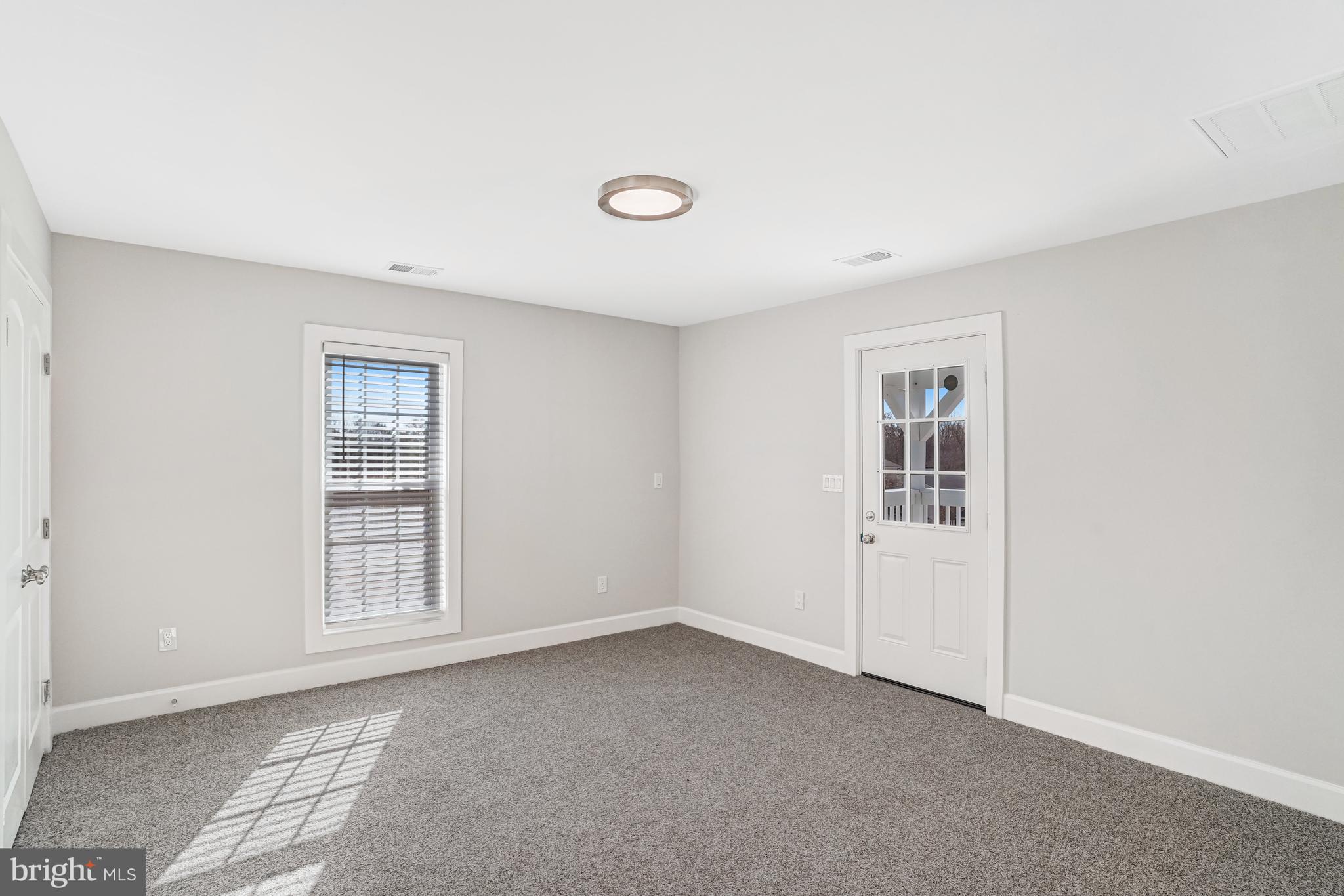 FIVE OAKS ESTATES - Residential