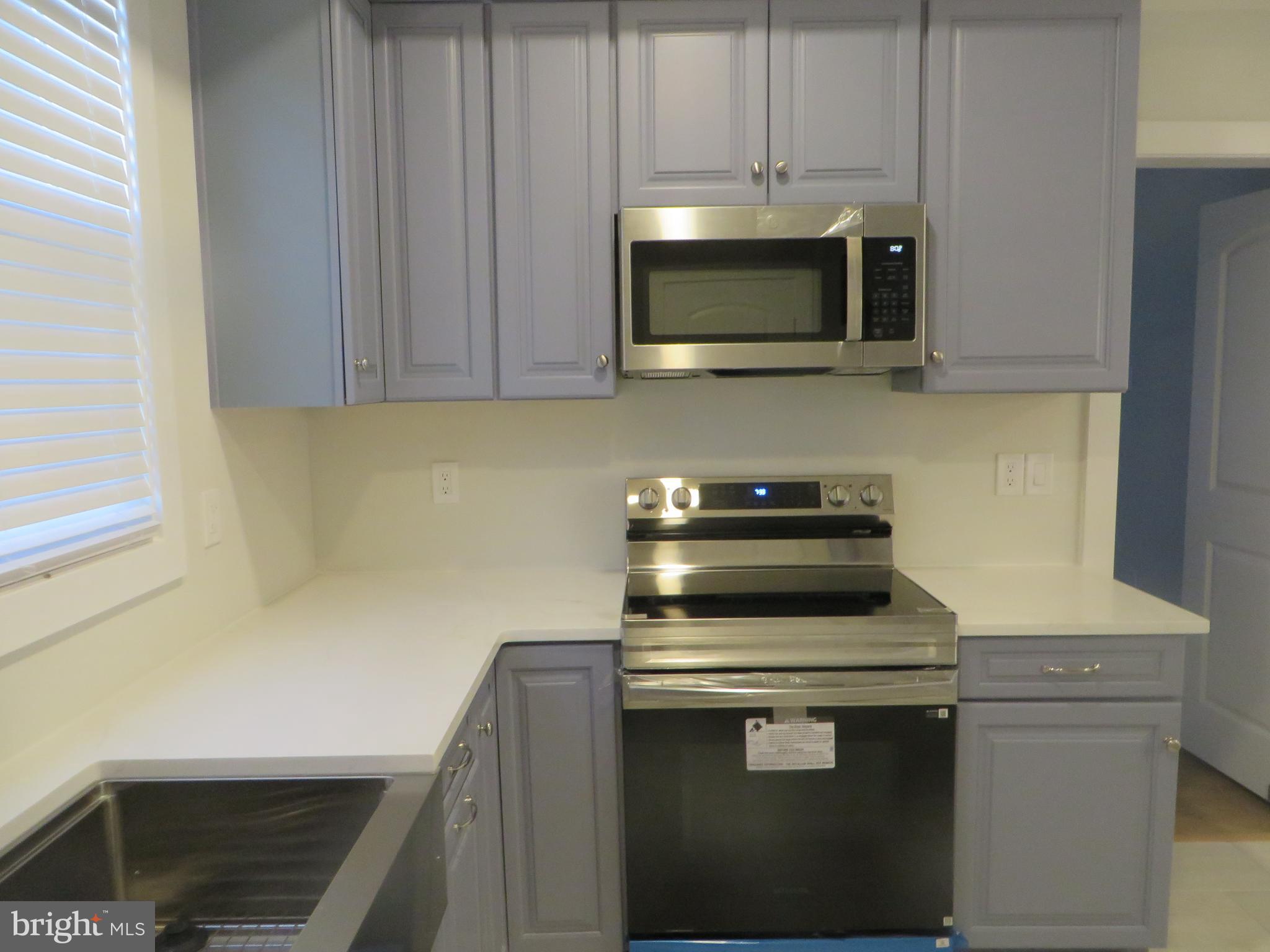 FIVE OAKS ESTATES - Residential