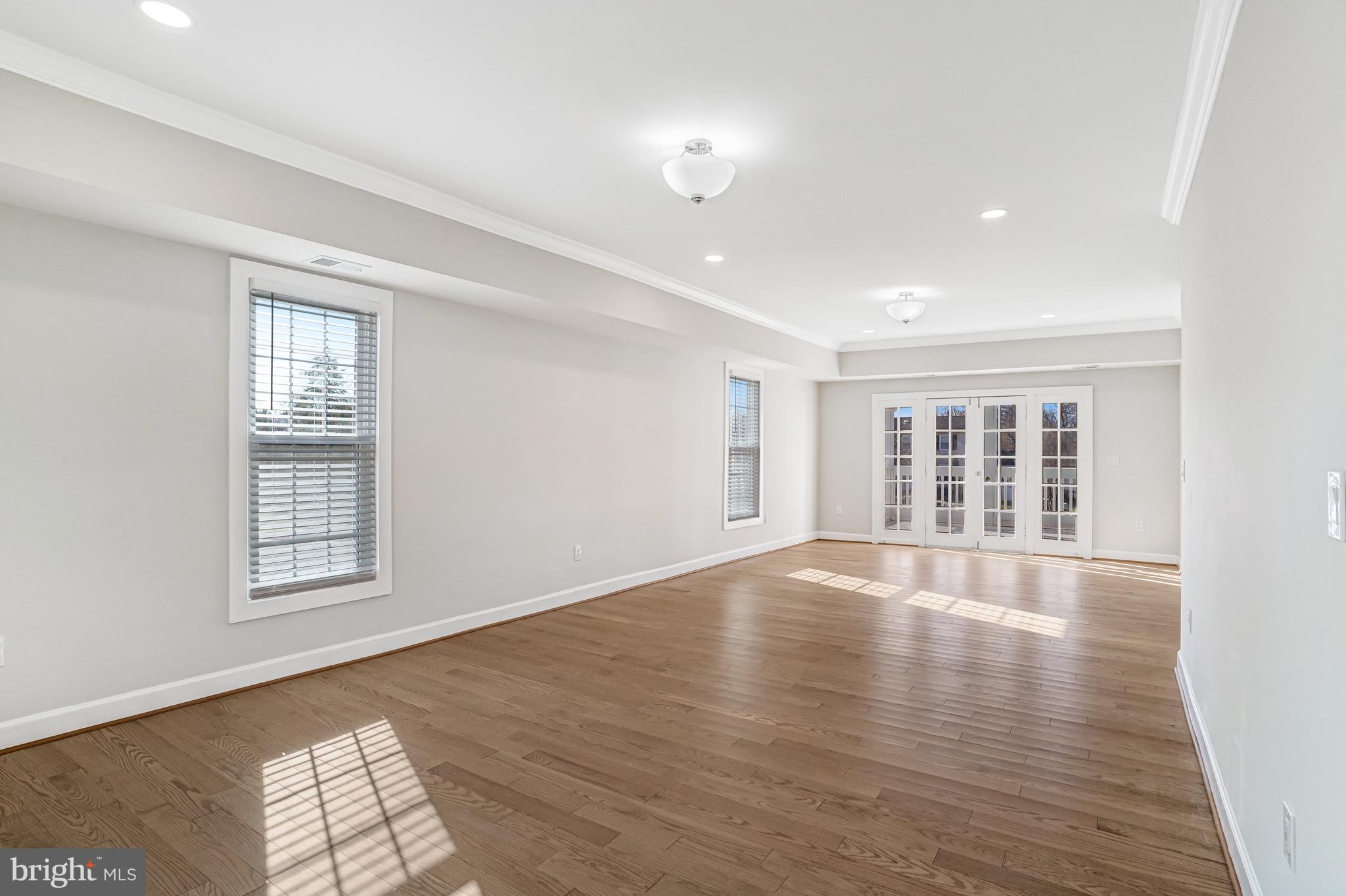 FIVE OAKS ESTATES - Residential