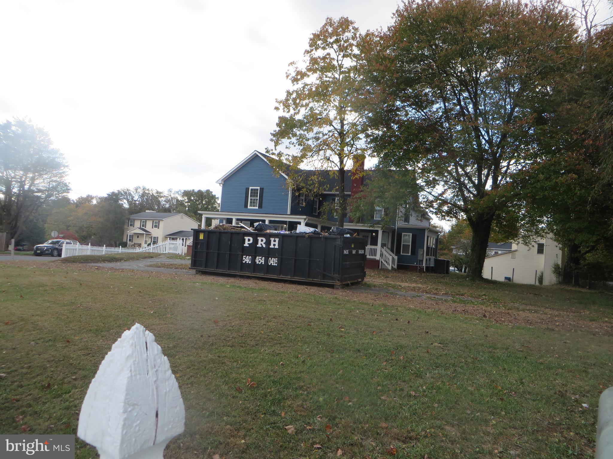 FIVE OAKS ESTATES - Residential