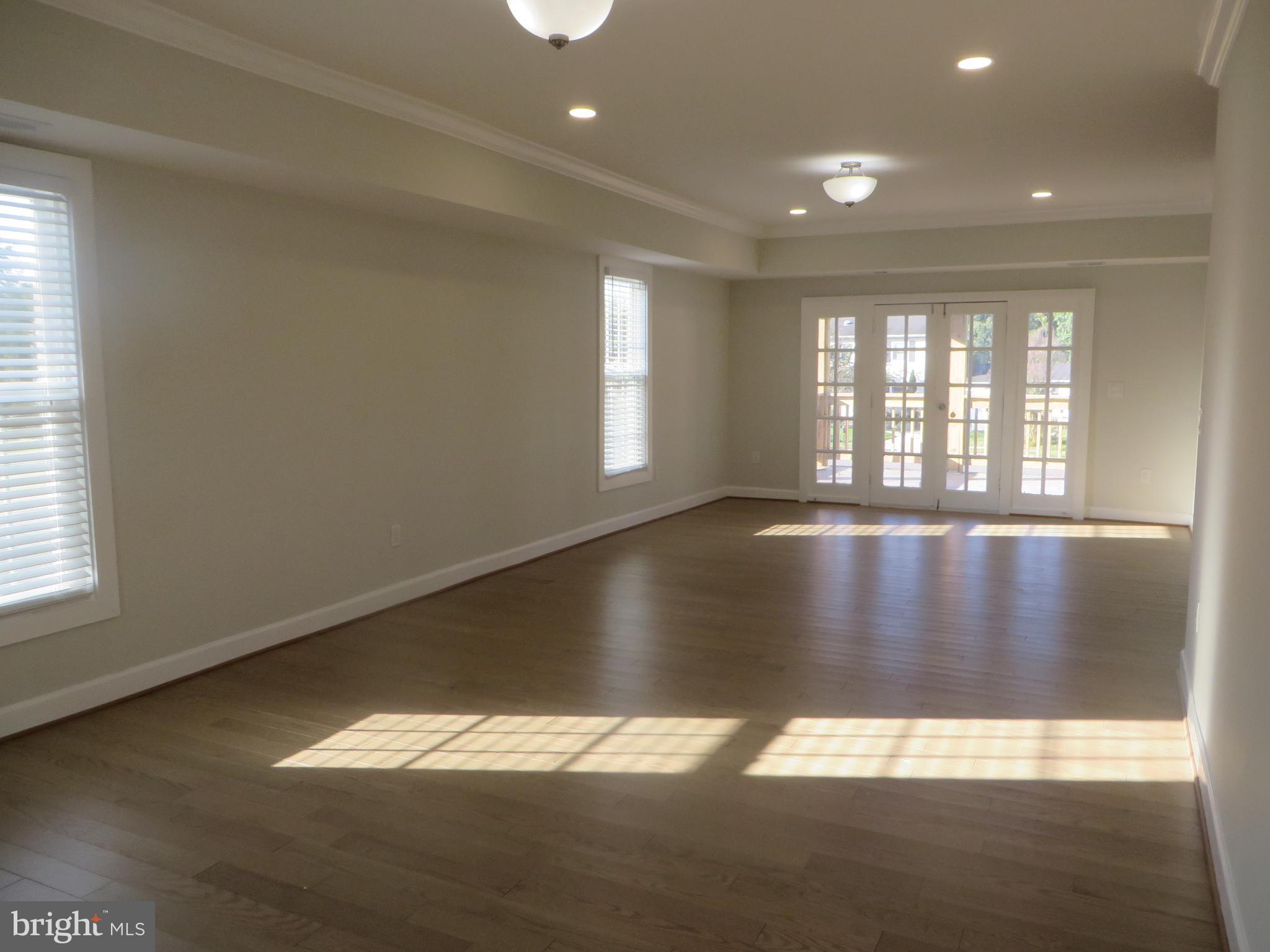 FIVE OAKS ESTATES - Residential