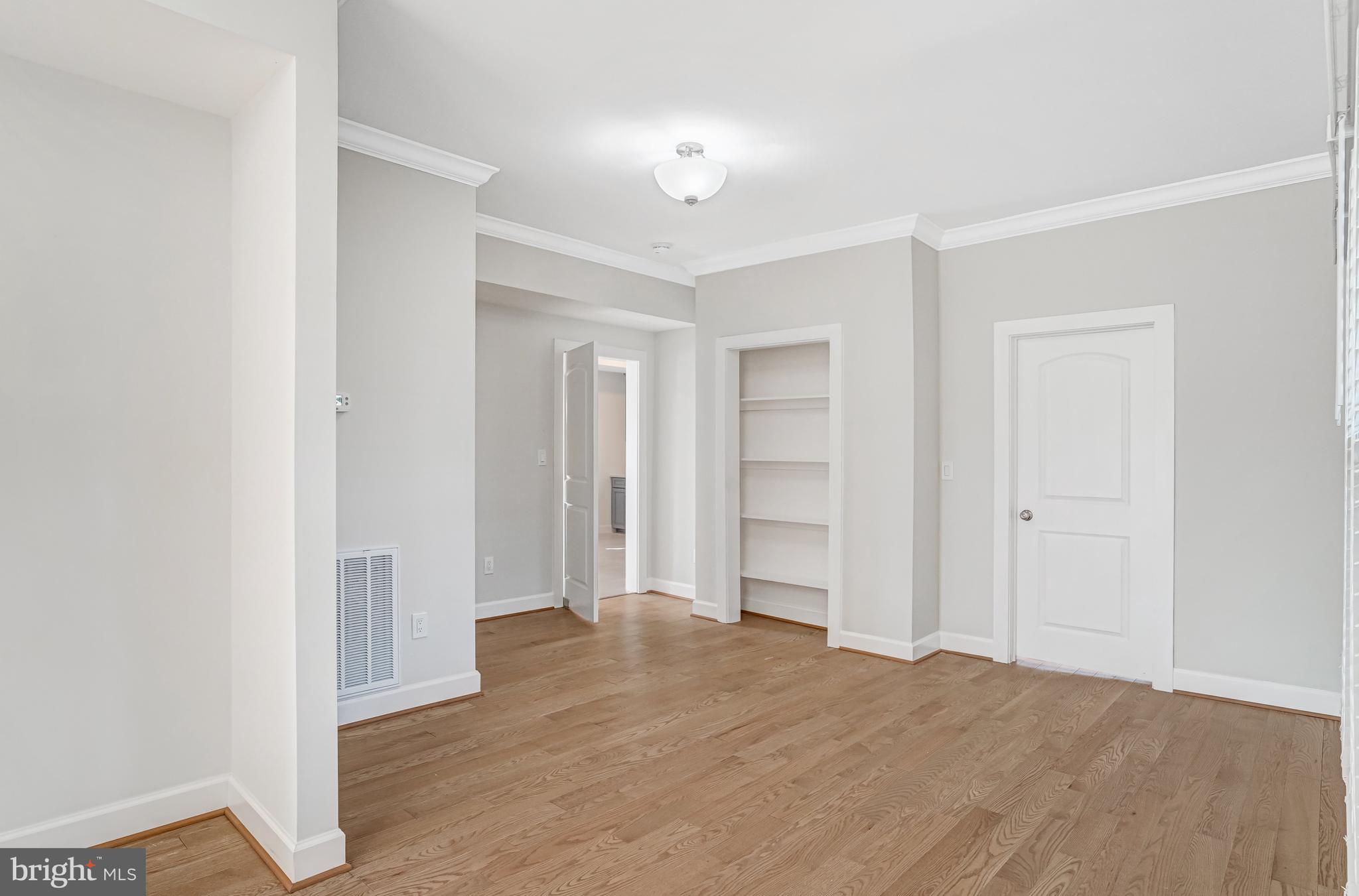 FIVE OAKS ESTATES - Residential