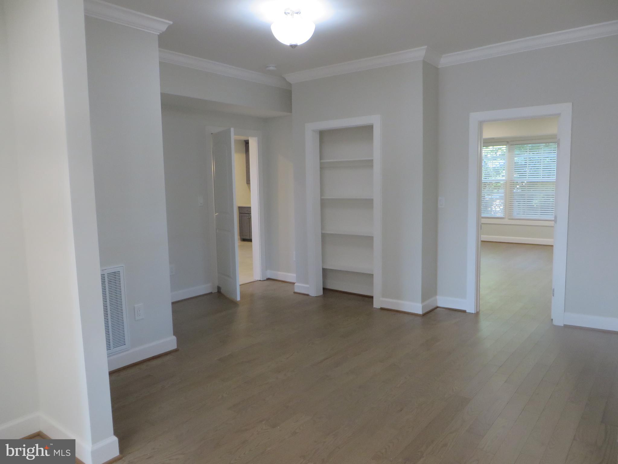 FIVE OAKS ESTATES - Residential