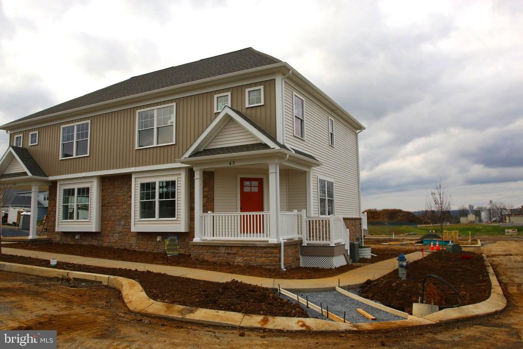 Photo of 43 Pacific Boulevard #76, Ephrata, PA 17522 (MLS # PALA2038940)