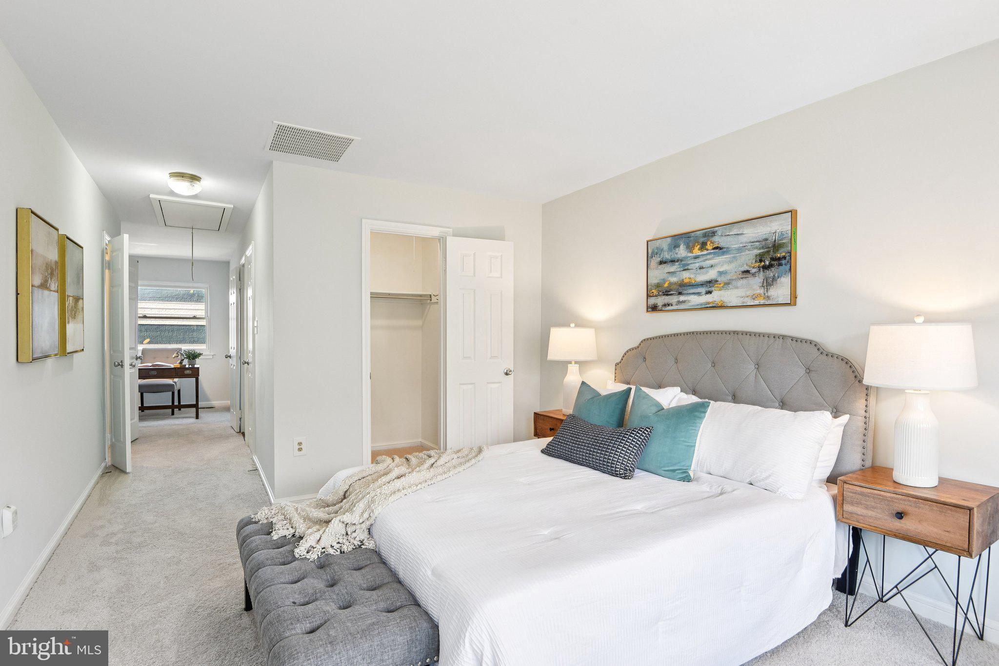 ROSSLYN MEWS - Residential