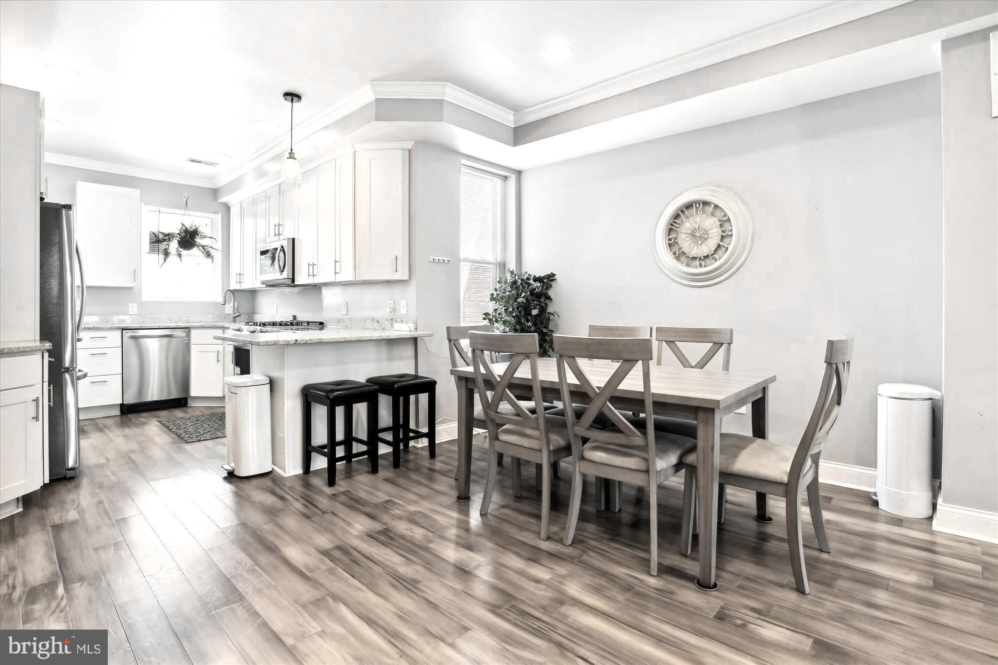 GREEKTOWN - Residential