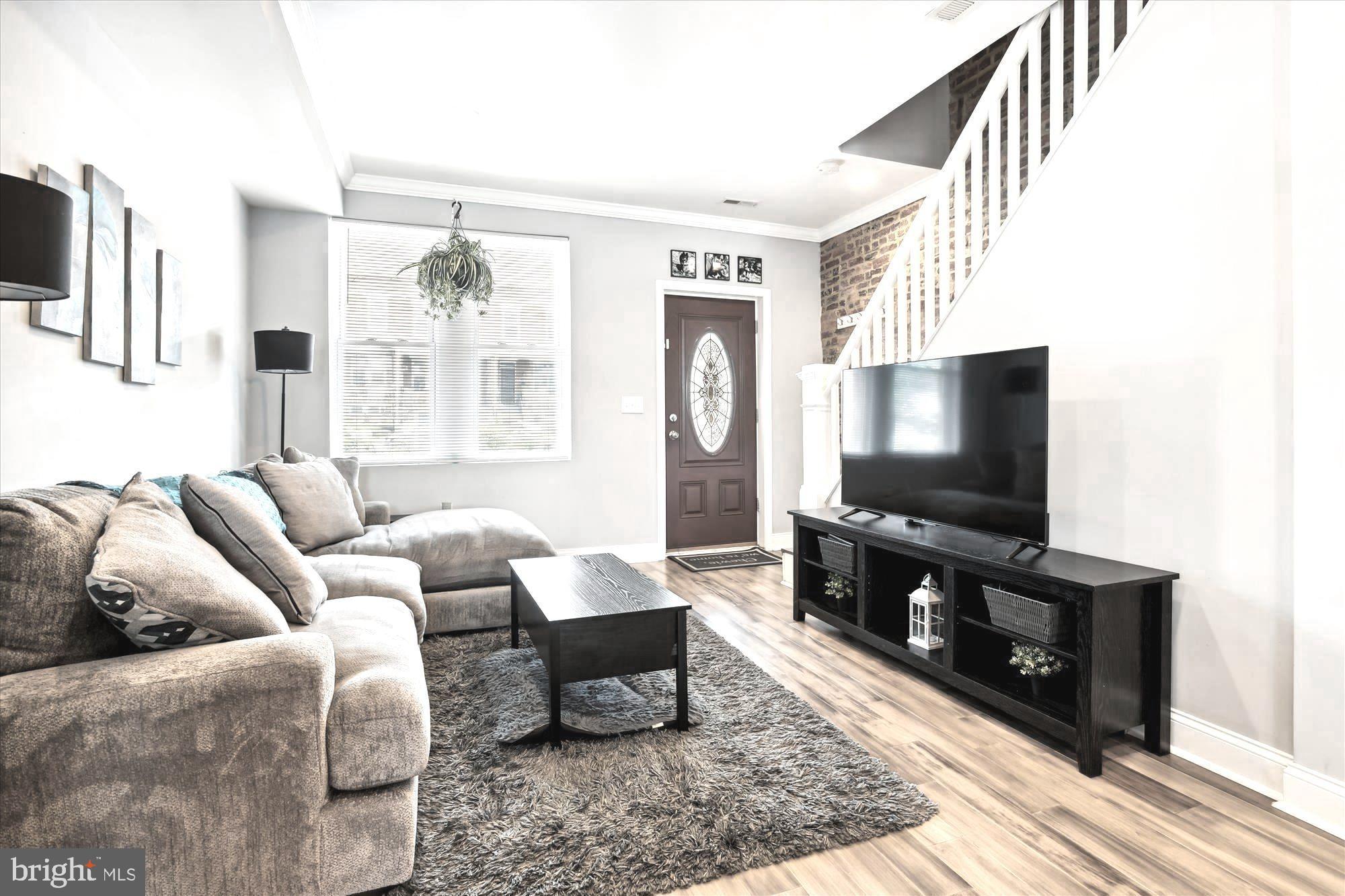 GREEKTOWN - Residential