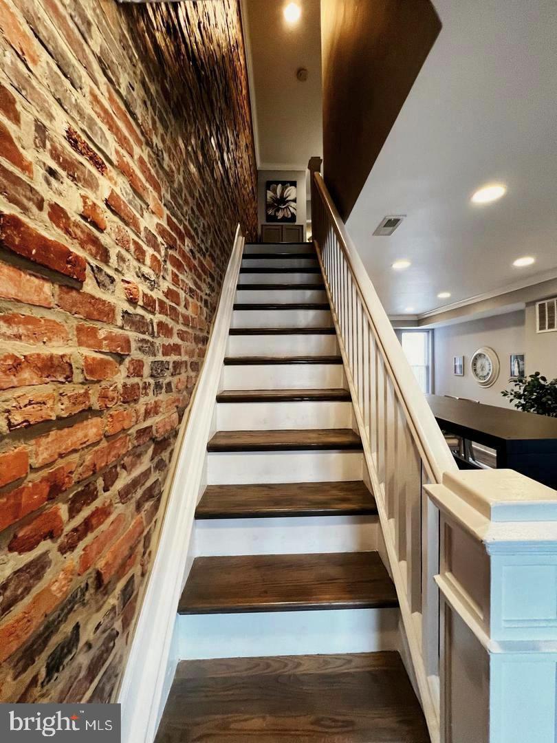 GREEKTOWN - Residential