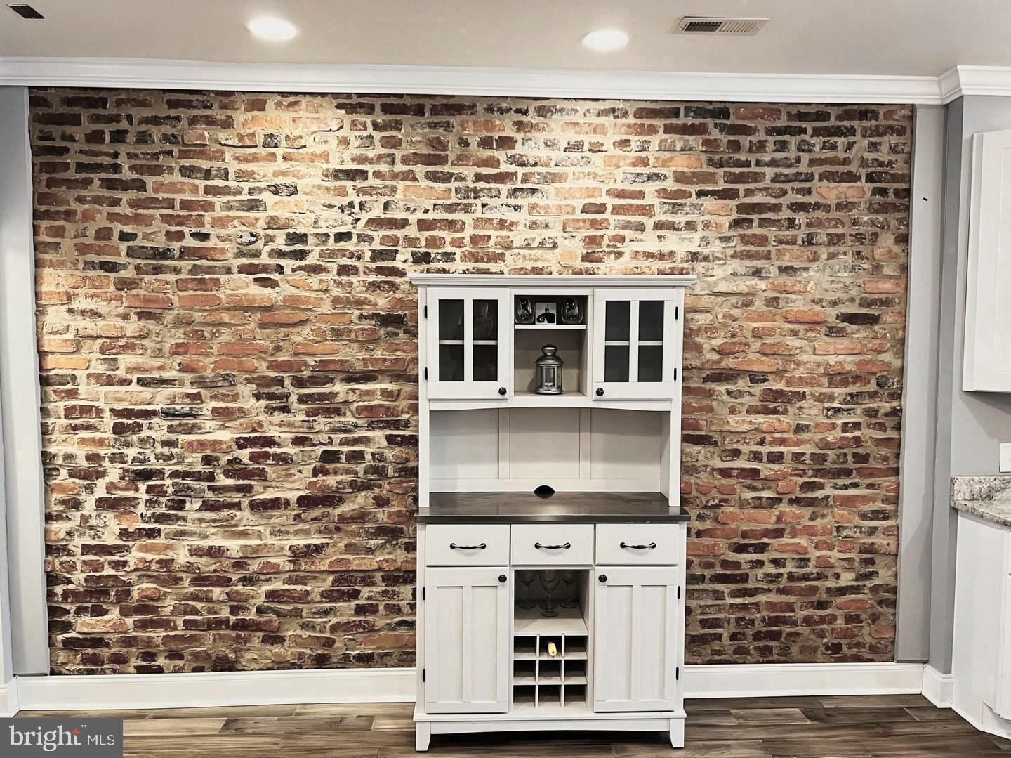 GREEKTOWN - Residential