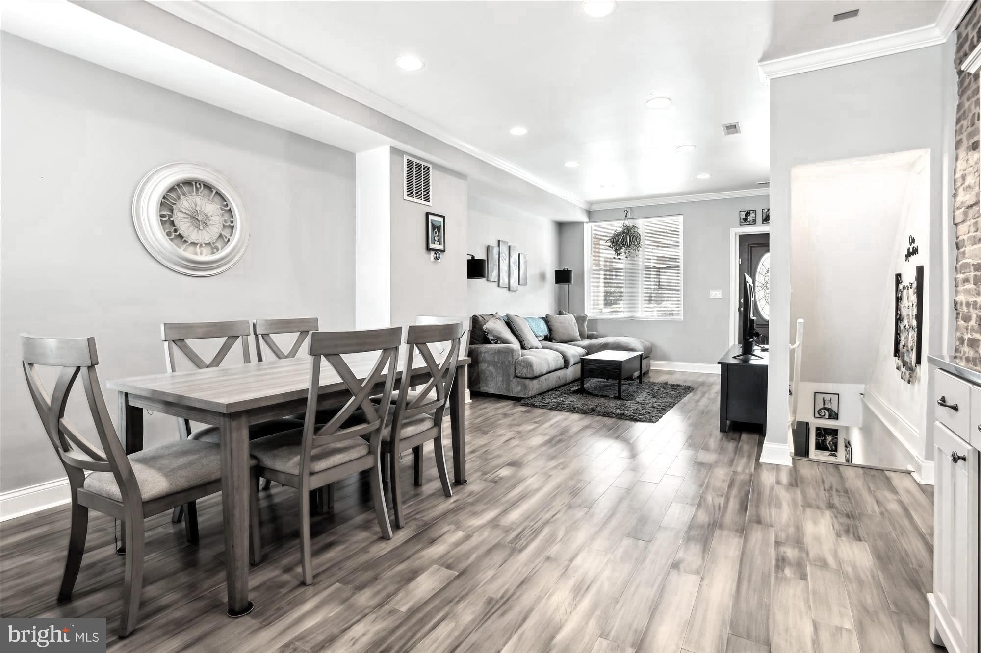 GREEKTOWN - Residential