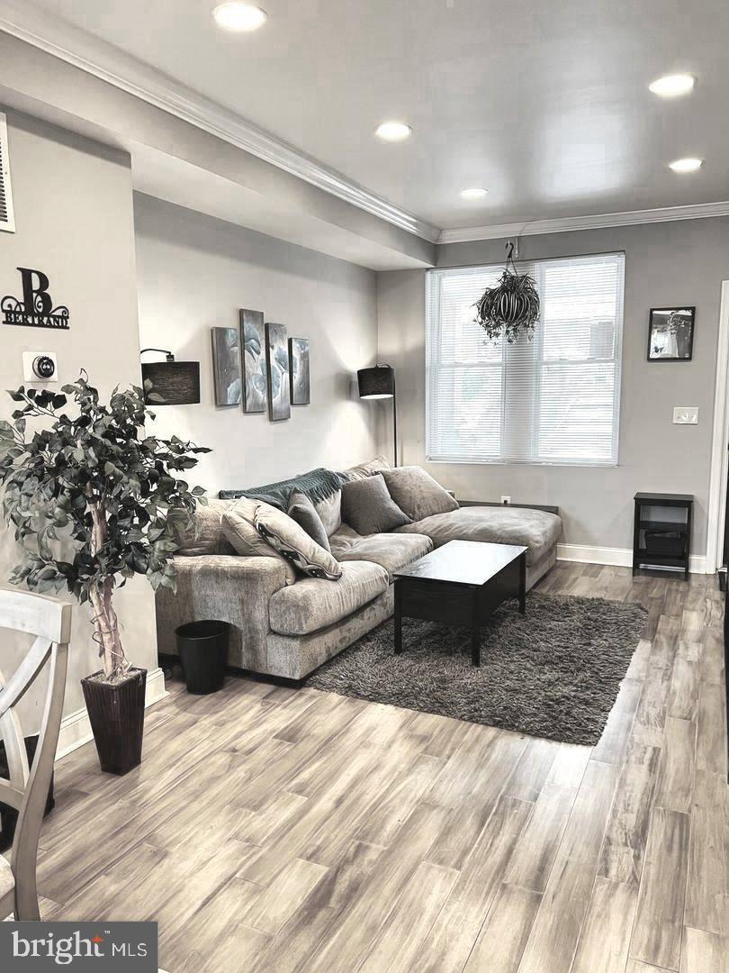 GREEKTOWN - Residential