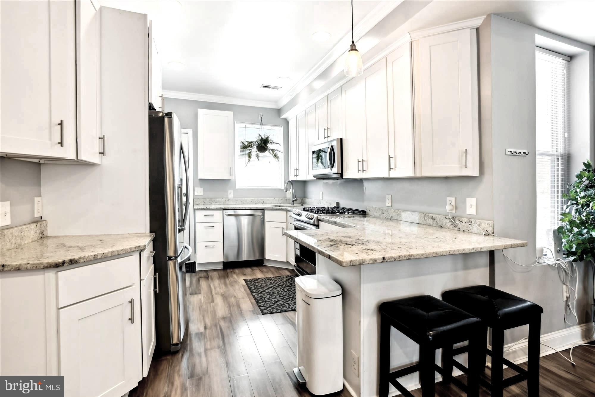 GREEKTOWN - Residential