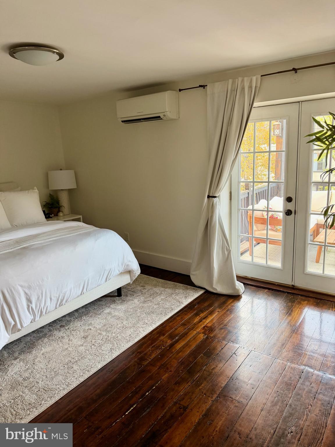 OLD CITY - Residential Lease