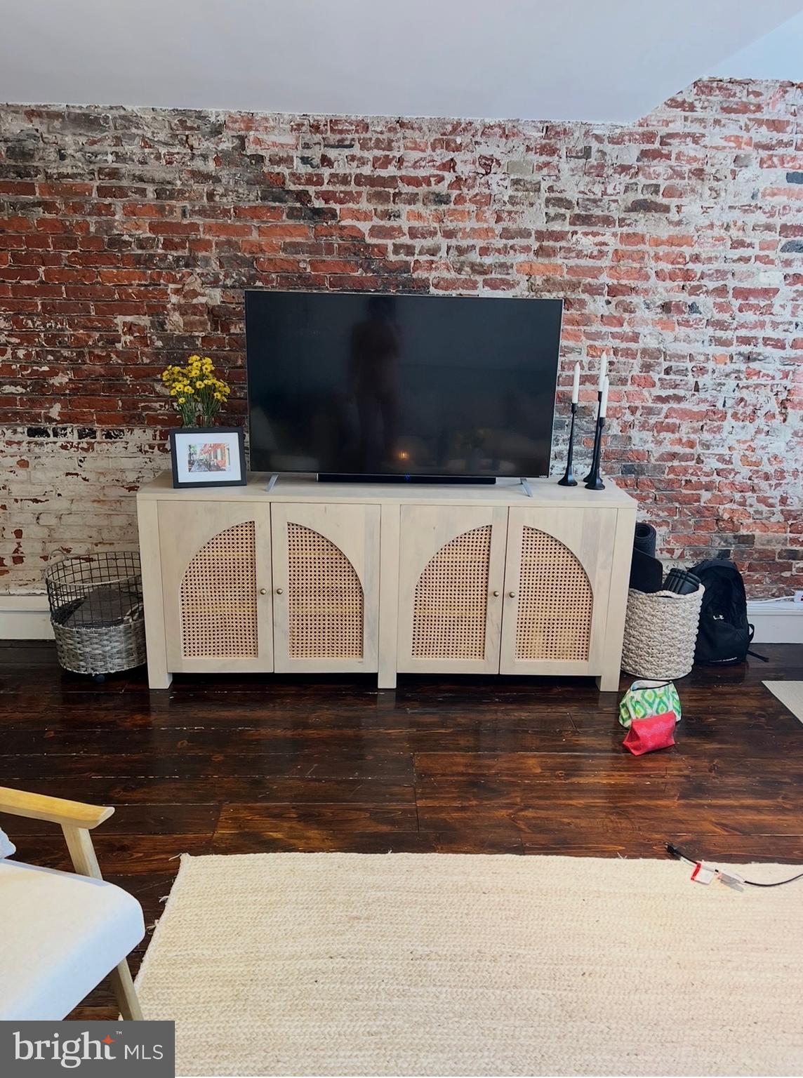 OLD CITY - Residential Lease