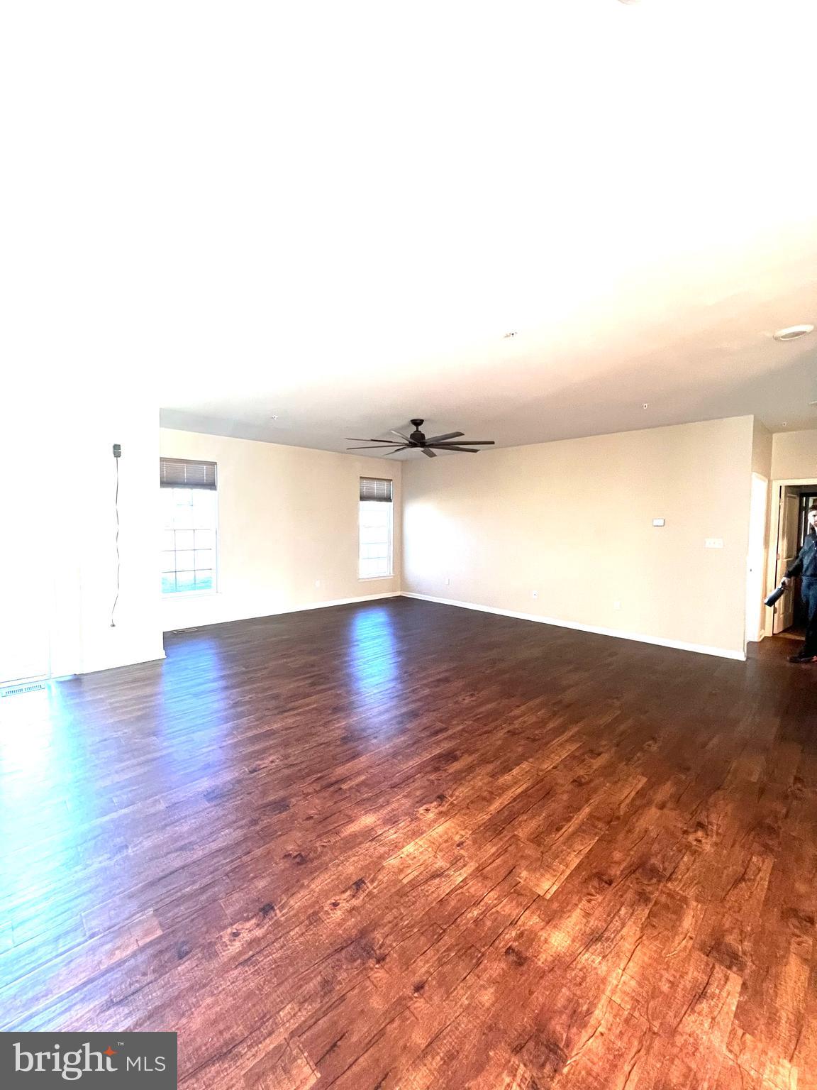 BROAD CREEK HOLLOW - Residential