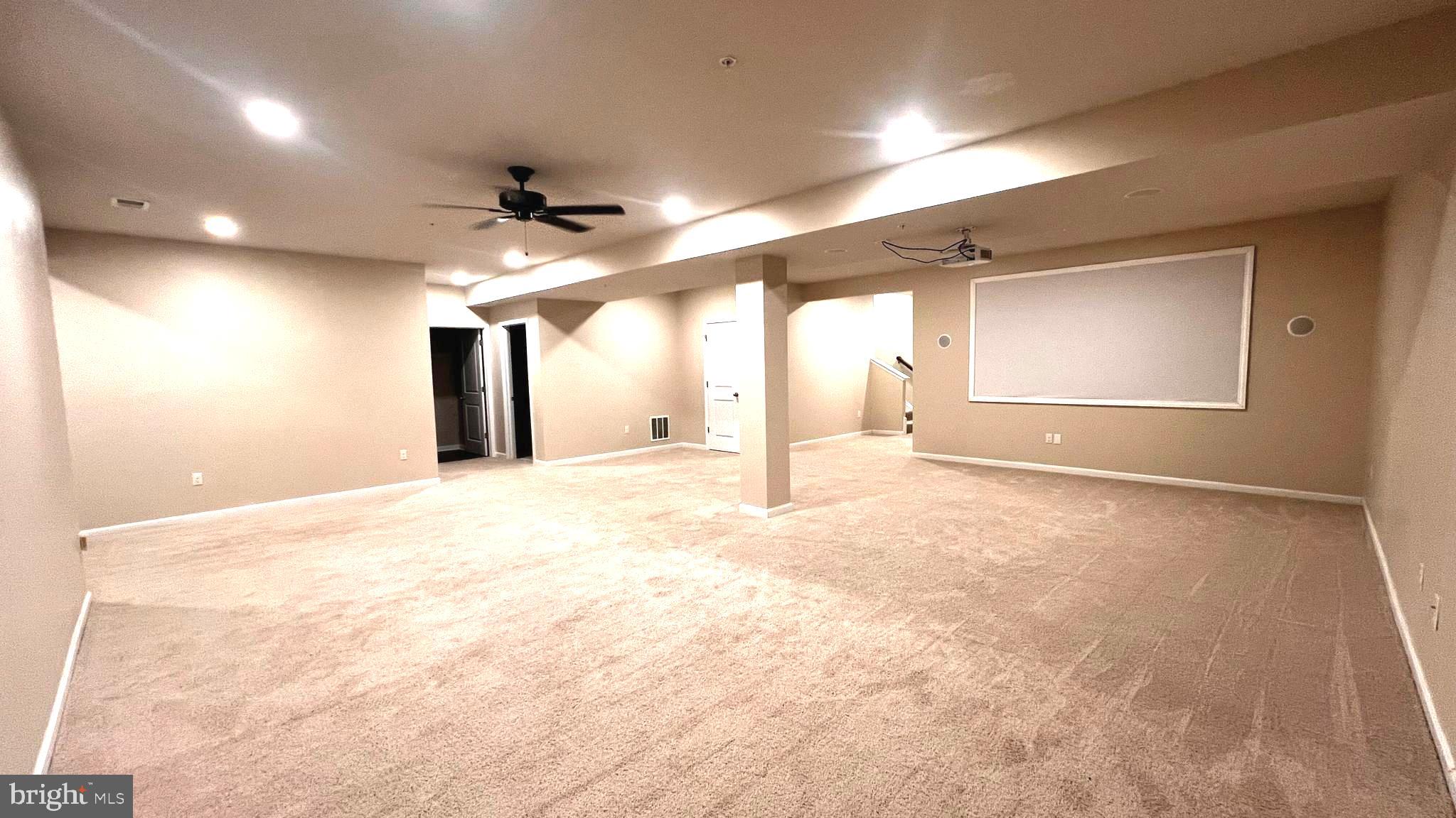 BROAD CREEK HOLLOW - Residential