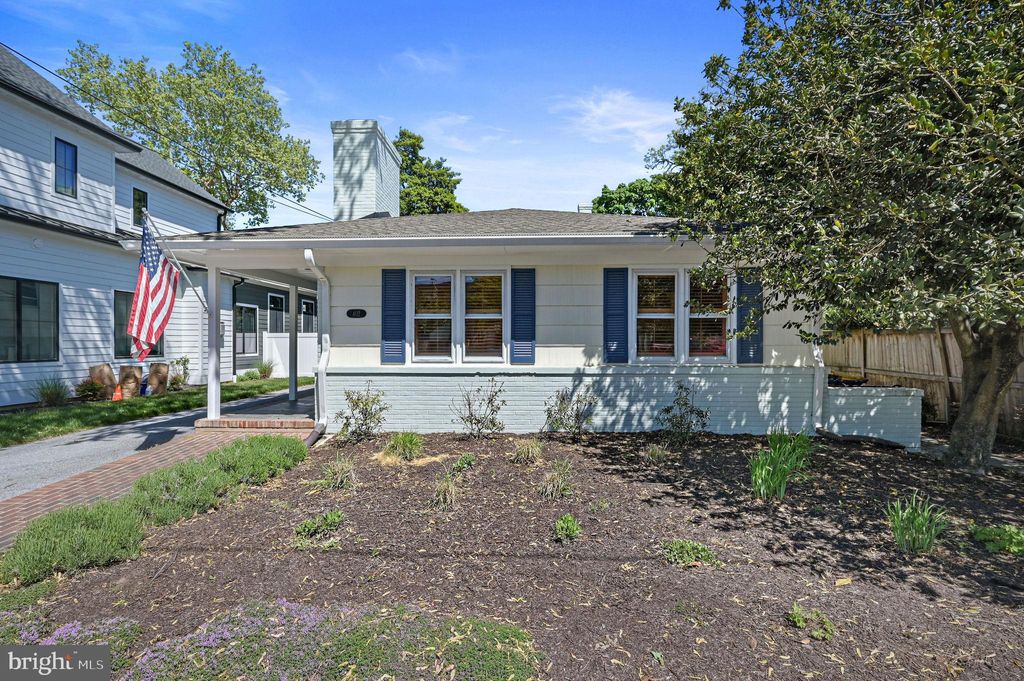 Photo of 402 Bayard Avenue, REHOBOTH BEACH, DE 19971 (MLS # DESU2110746)