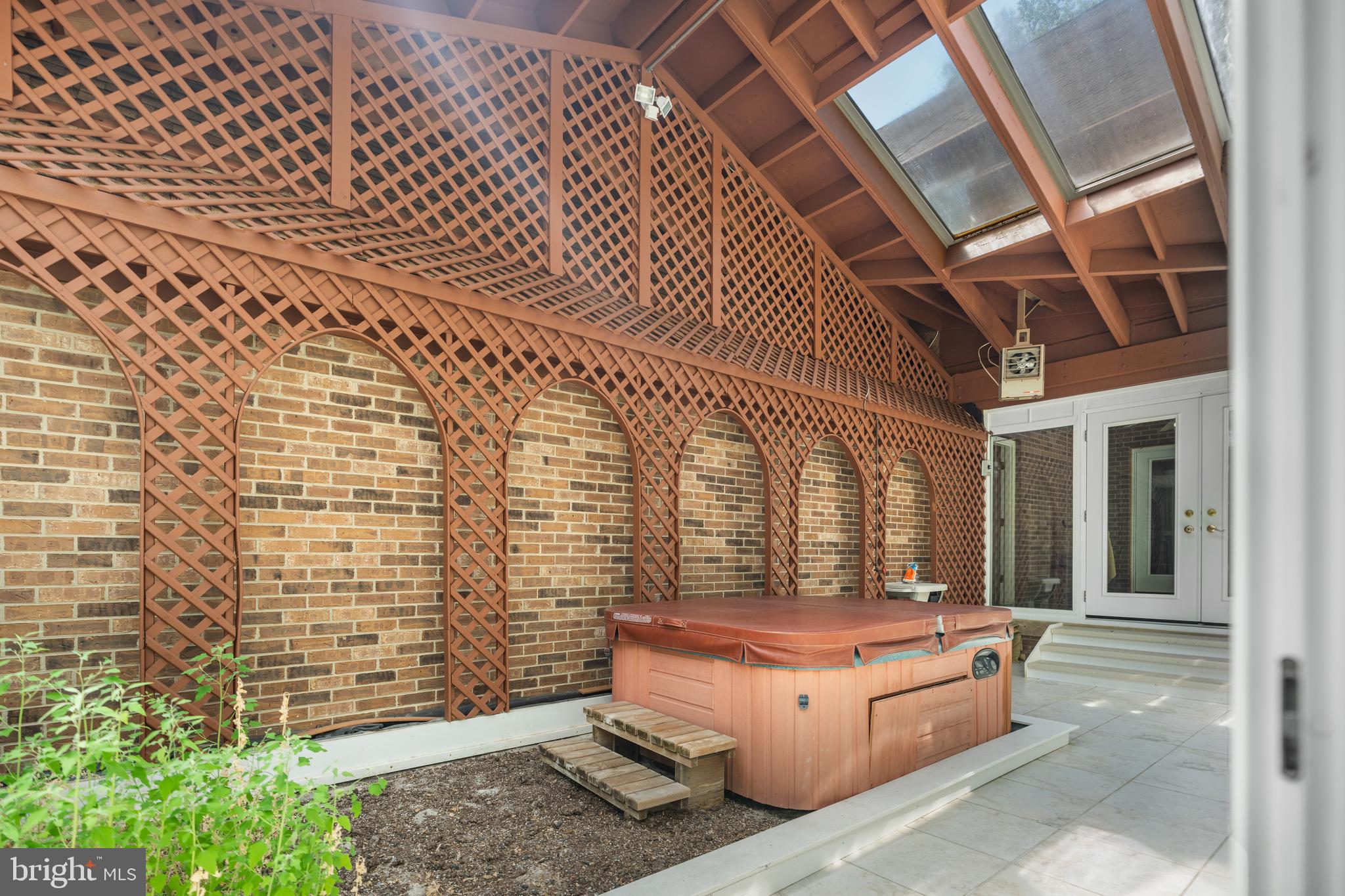 EDNOR HIGHLANDS - Residential